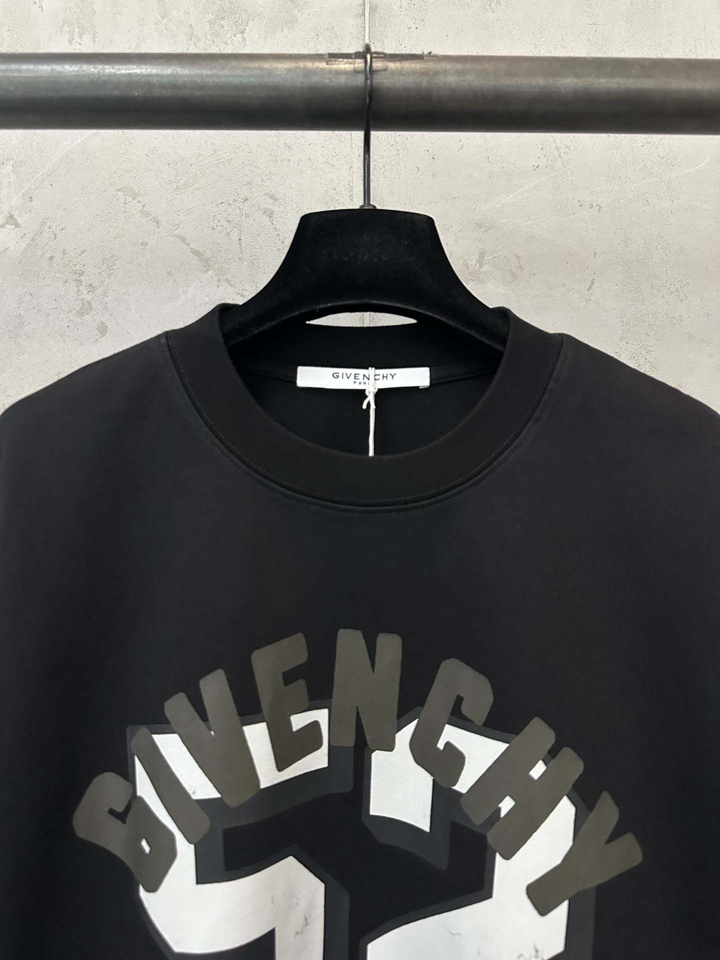 New autumn and winter heavy 400g short sleeves Givenchy Givenchy 26ss Vibrant 52 printed short-sleeved T-shirt Fabric: Made of high-definition super-heavy-weight cotton double-yarn compact Xinjiang cotton, weight 400g, with 2*2 Solona rib 420g, clean cloth surface, clear cloth texture, tight feel, stiff, high color fastness, no deformation, no discoloration, custom hardware, threads, accessories, alignment, same style for men and women -Color: black white yellow -Size: XS S M L XL - Image 5
