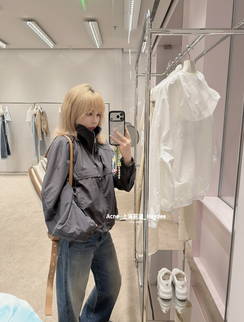 Acne Studios 26FW1996 series short stand collar nylon jacket Fabric: Lightweight nylon woven fabric with a slightly wrinkled texture, lightweight and wind-resistant 1 - Image 23