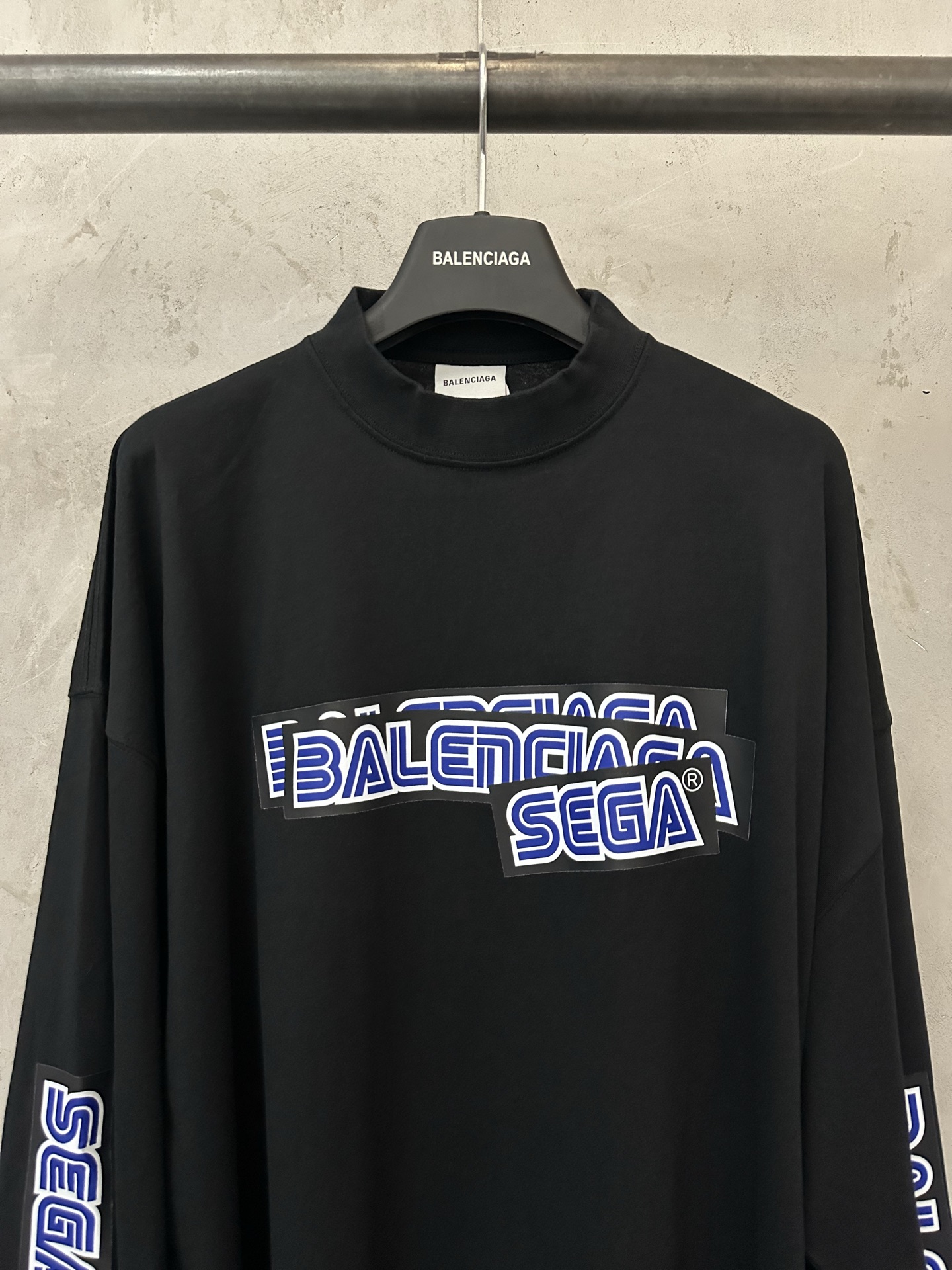 Balenciaga Balenciaga 26ss SEGA Sega co-branded offset overprint logo long-sleeved T-shirt Fabric: Made of double yarn retro plain knitted fabric 320g, with 32S double yarn 1*1 thread, custom hardware, thread, accessories, plate alignment, same style for men and women -Color: black -Size: XS S M L - Image 3