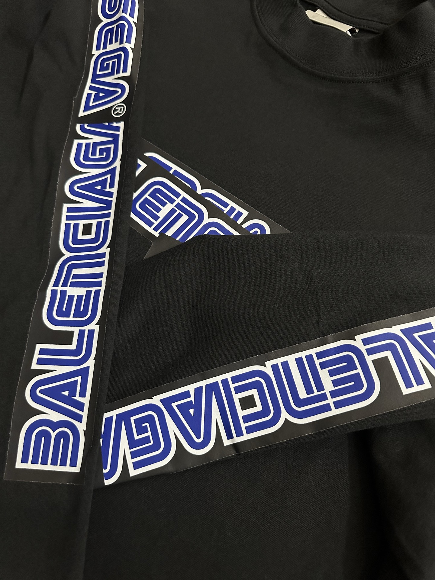 Balenciaga Balenciaga 26ss SEGA Sega co-branded offset overprint logo long-sleeved T-shirt Fabric: Made of double yarn retro plain knitted fabric 320g, with 32S double yarn 1*1 thread, custom hardware, thread, accessories, plate alignment, same style for men and women -Color: black -Size: XS S M L - Image 8