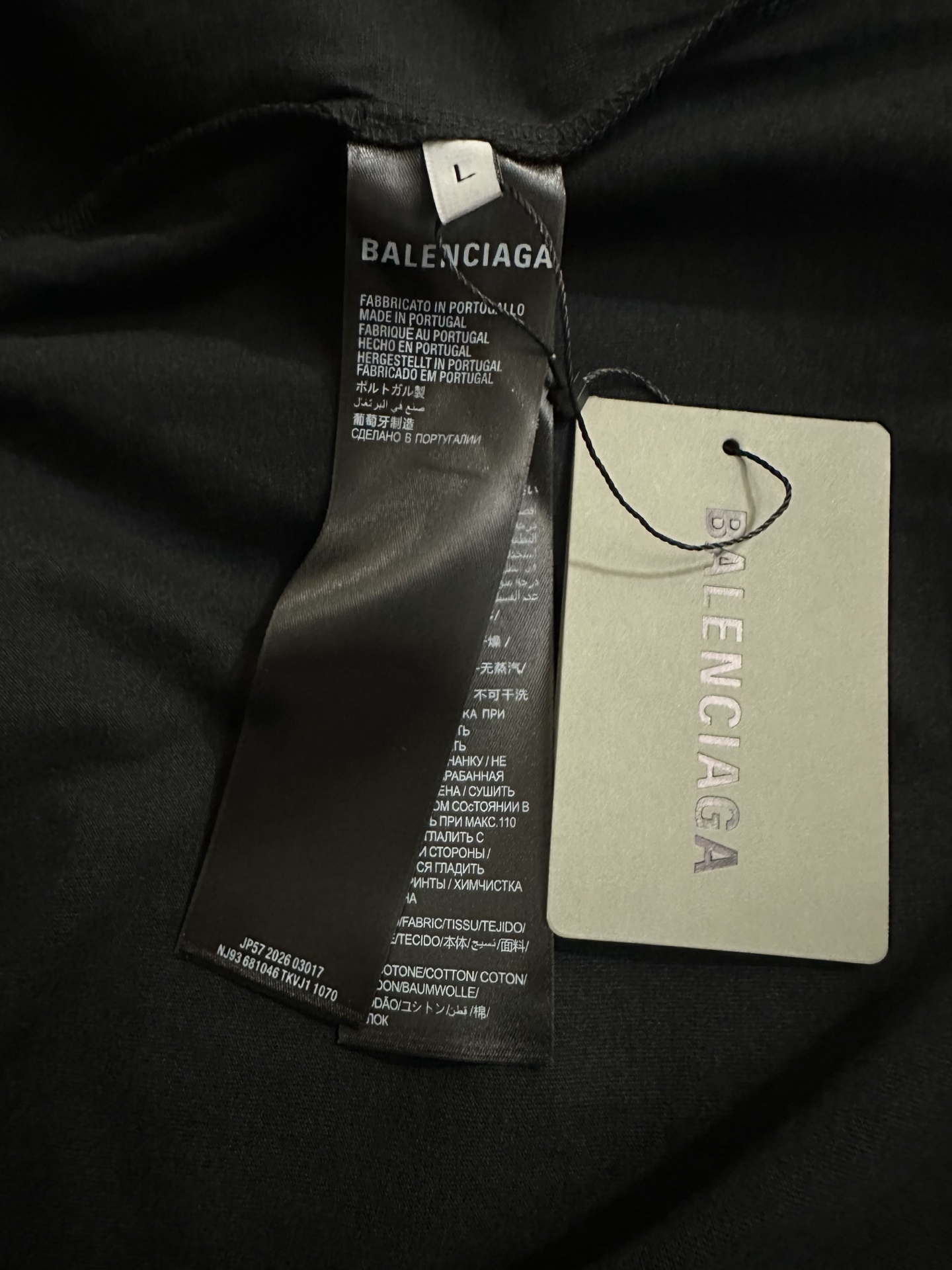 Balenciaga Balenciaga 26ss SEGA Sega co-branded offset overprint logo long-sleeved T-shirt Fabric: Made of double yarn retro plain knitted fabric 320g, with 32S double yarn 1*1 thread, custom hardware, thread, accessories, plate alignment, same style for men and women -Color: black -Size: XS S M L - Image 12