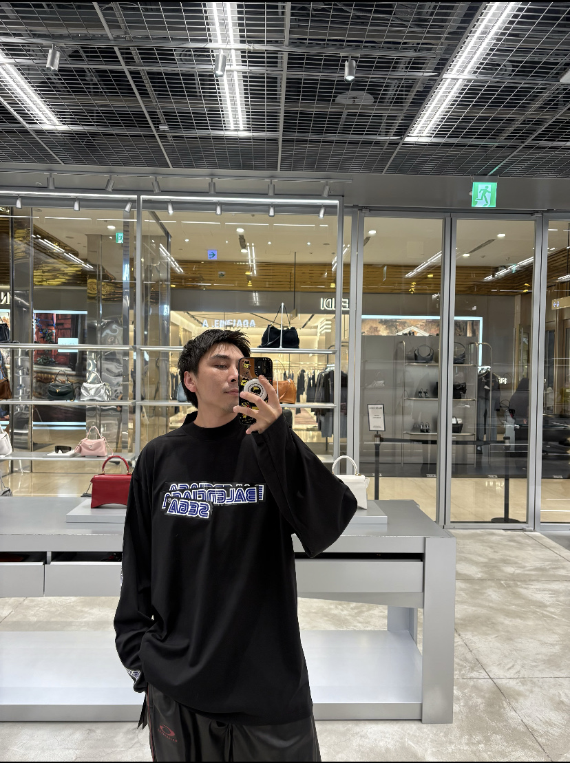 Balenciaga Balenciaga 26ss SEGA Sega co-branded offset overprint logo long-sleeved T-shirt Fabric: Made of double yarn retro plain knitted fabric 320g, with 32S double yarn 1*1 thread, custom hardware, thread, accessories, plate alignment, same style for men and women -Color: black -Size: XS S M L - Image 15