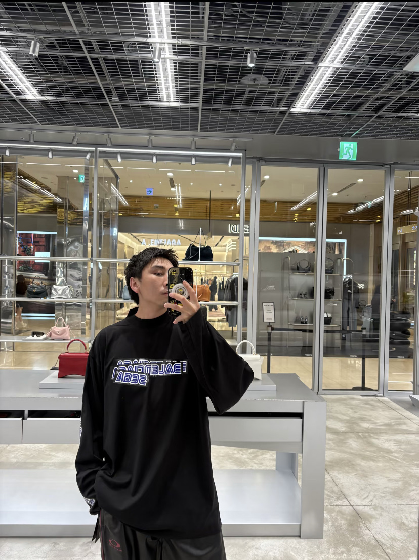 Balenciaga Balenciaga 26ss SEGA Sega co-branded offset overprint logo long-sleeved T-shirt Fabric: Made of double yarn retro plain knitted fabric 320g, with 32S double yarn 1*1 thread, custom hardware, thread, accessories, plate alignment, same style for men and women -Color: black -Size: XS S M L - Image 16