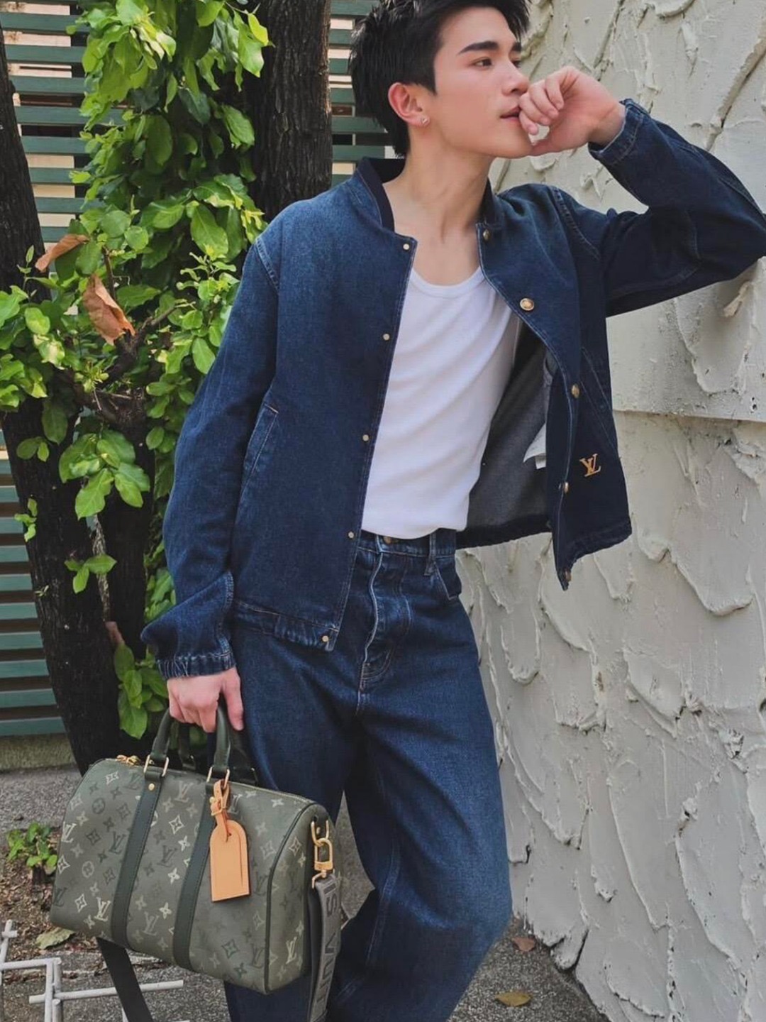 LOUIS VUITTON 26FW LV logo cuffed skateboard jeans Fabric: Made of 14 ammonia full warp fine cotton denim sweatshirt material, customized hardware, threads, accessories, plate alignment, same style for men and women -Color: blue -Size: 30 32 34 36 - Image 22