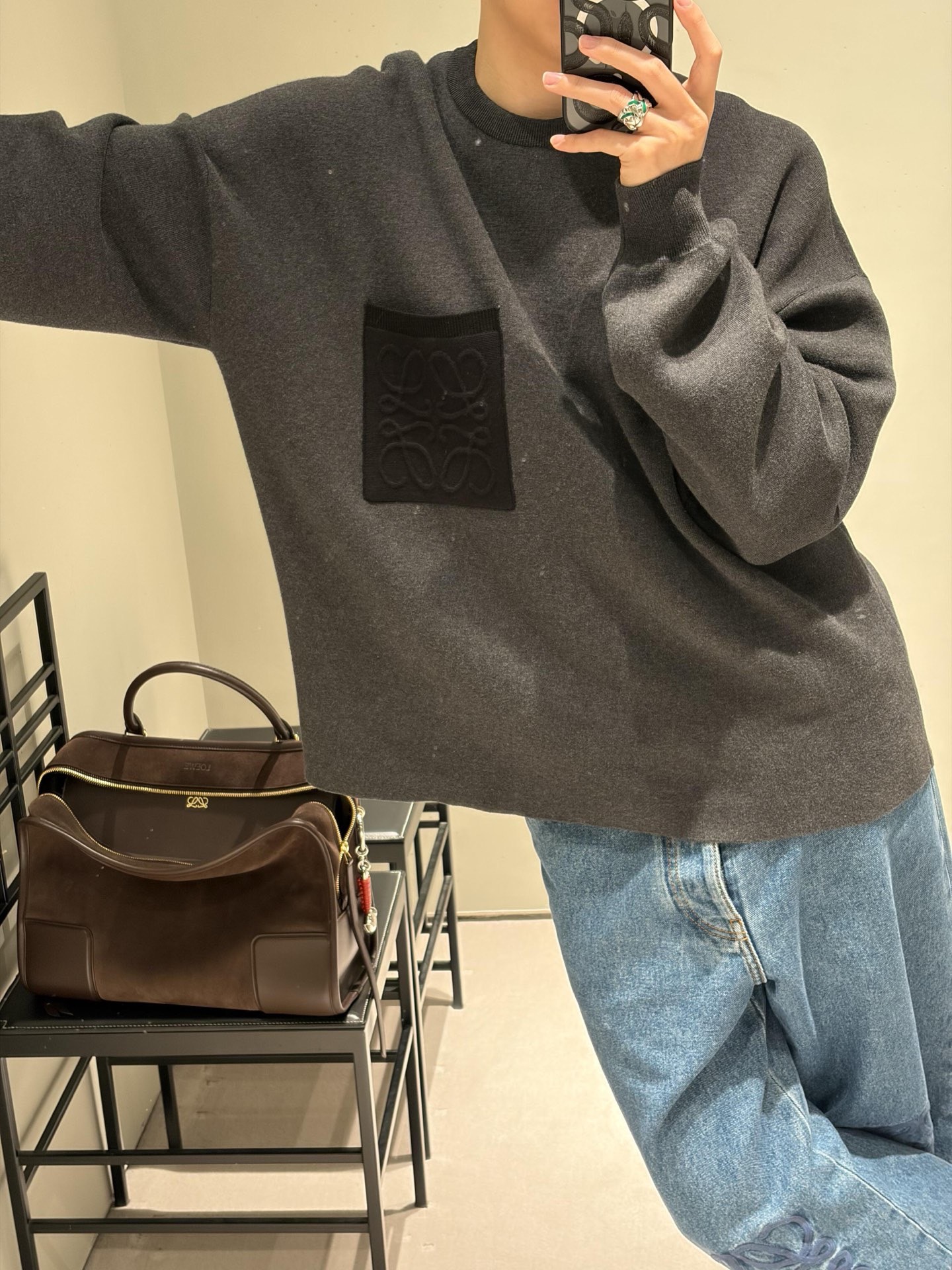 LOEWE ss26 pocket embossed logo sweater Fabric: Cotton blended wool, 70% cotton, 15% wool, 10% viscose - Image 18