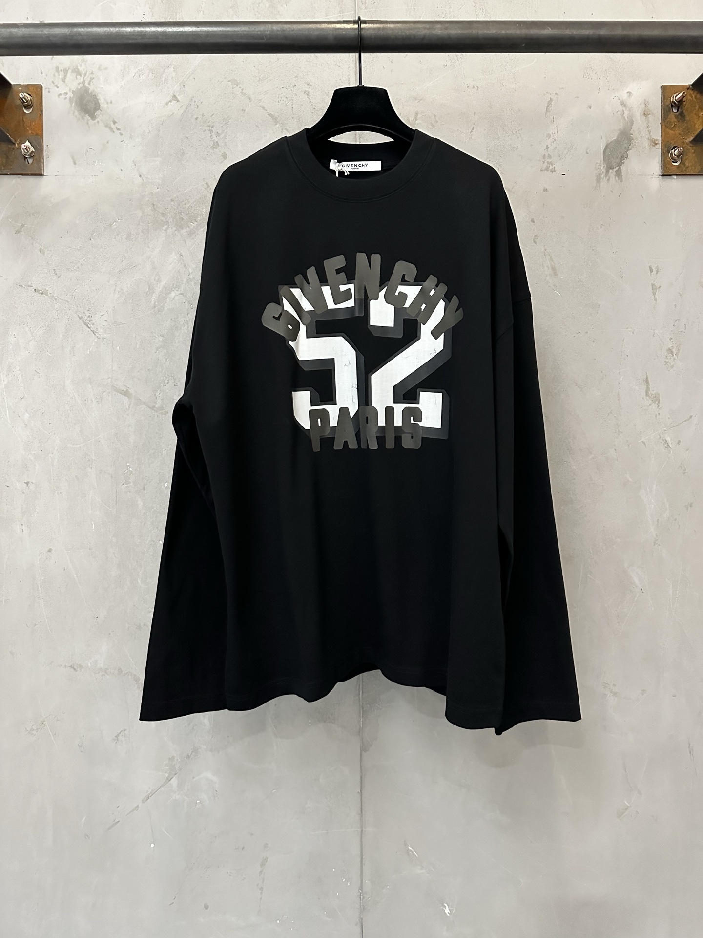 Givenchy 26ss Vibrant 52 printed long-sleeved T-shirt Fabric: High-definition super-heavyweight cotton with double yarns and tight Xinjiang cotton
