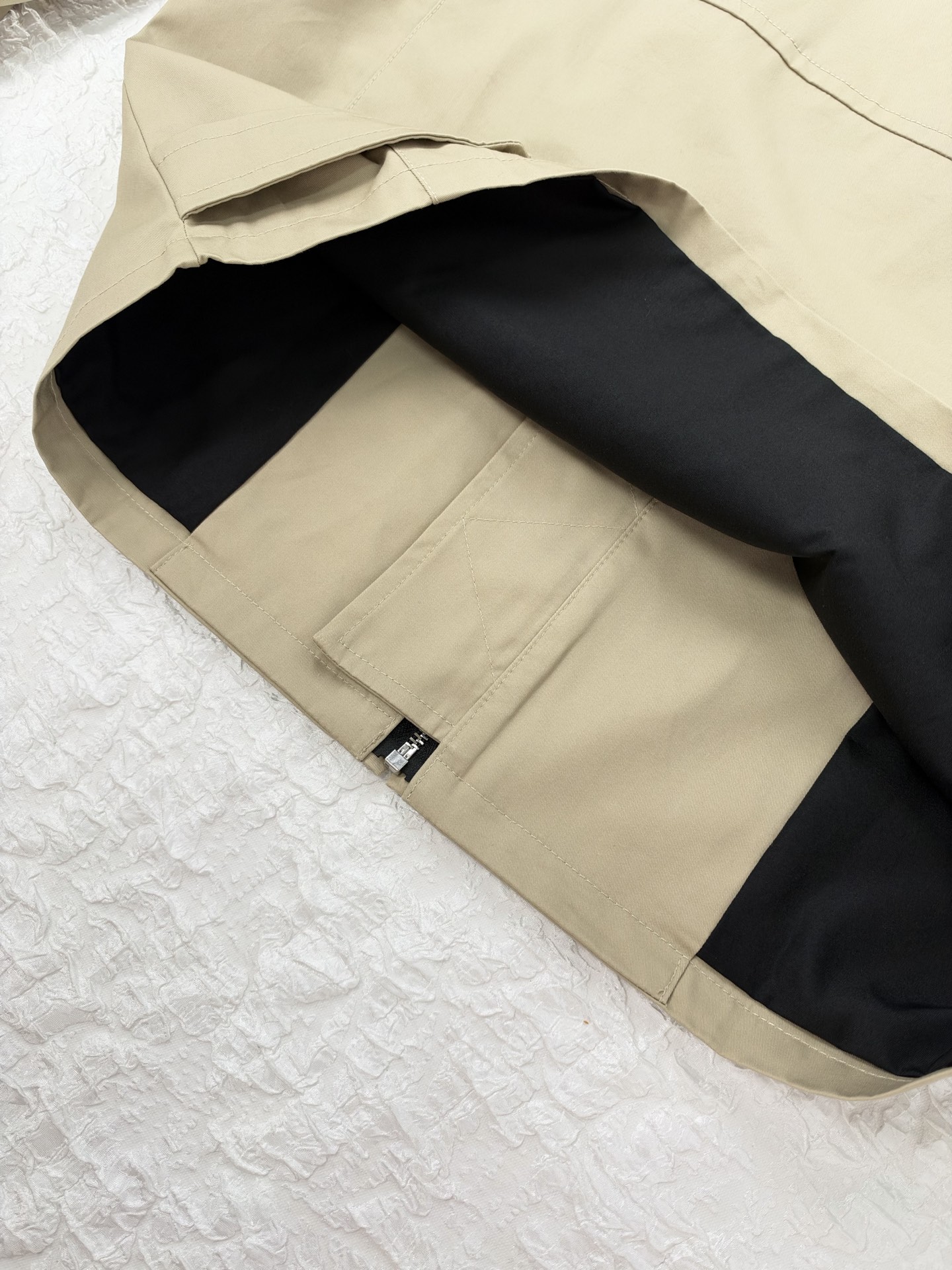 Bottega Venet* Bv diamond woven pattern jacket The rhombus woven leather at the neckline is individually molded and woven - Image 15