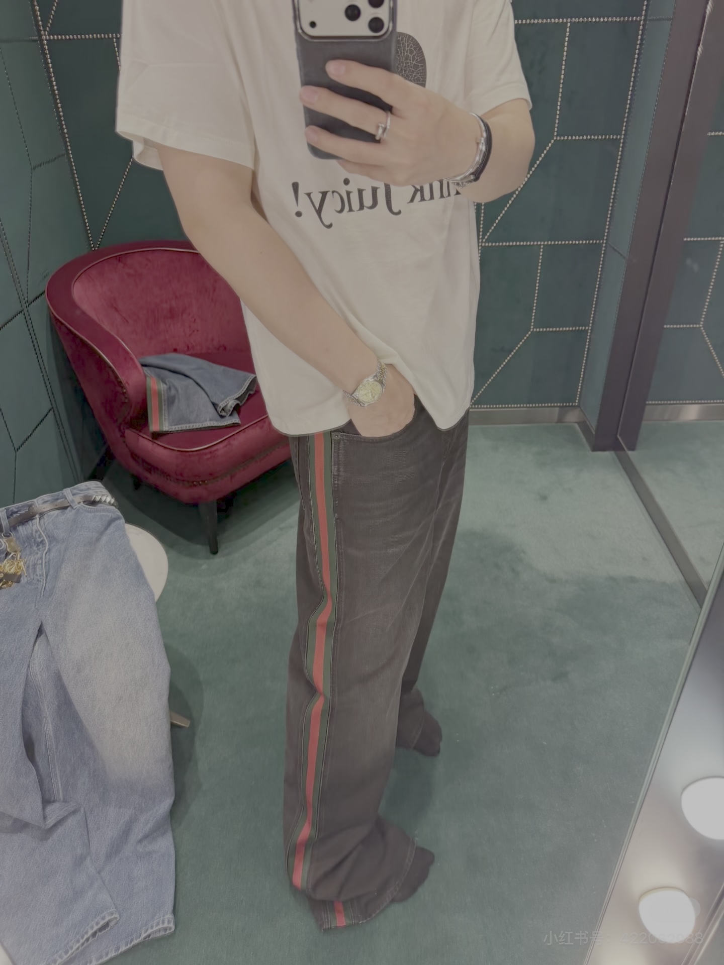Gucc*/Gucci SS26 washed black side webbing straight jeans Made from heavy denim fabric, the hardness and drape are comparable to the original version - Image 12