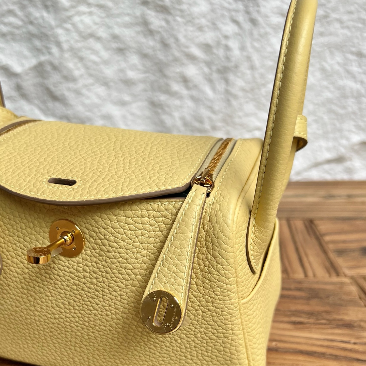 MiniLindy 19cm Clemence original imported tc large cowhide leather Color: 1Z chick yellow Fully handmade wax stitching Gold buckle customized✈️ - Image 2