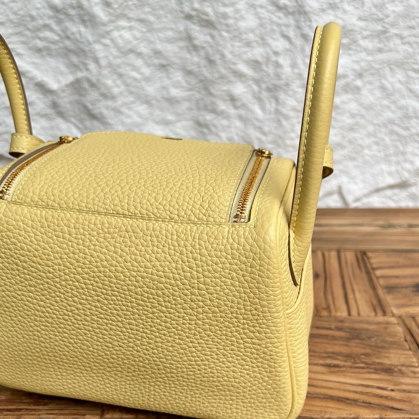 MiniLindy 19cm Clemence original imported tc large cowhide leather Color: 1Z chick yellow Fully handmade wax stitching Gold buckle customized✈️ - Image 5