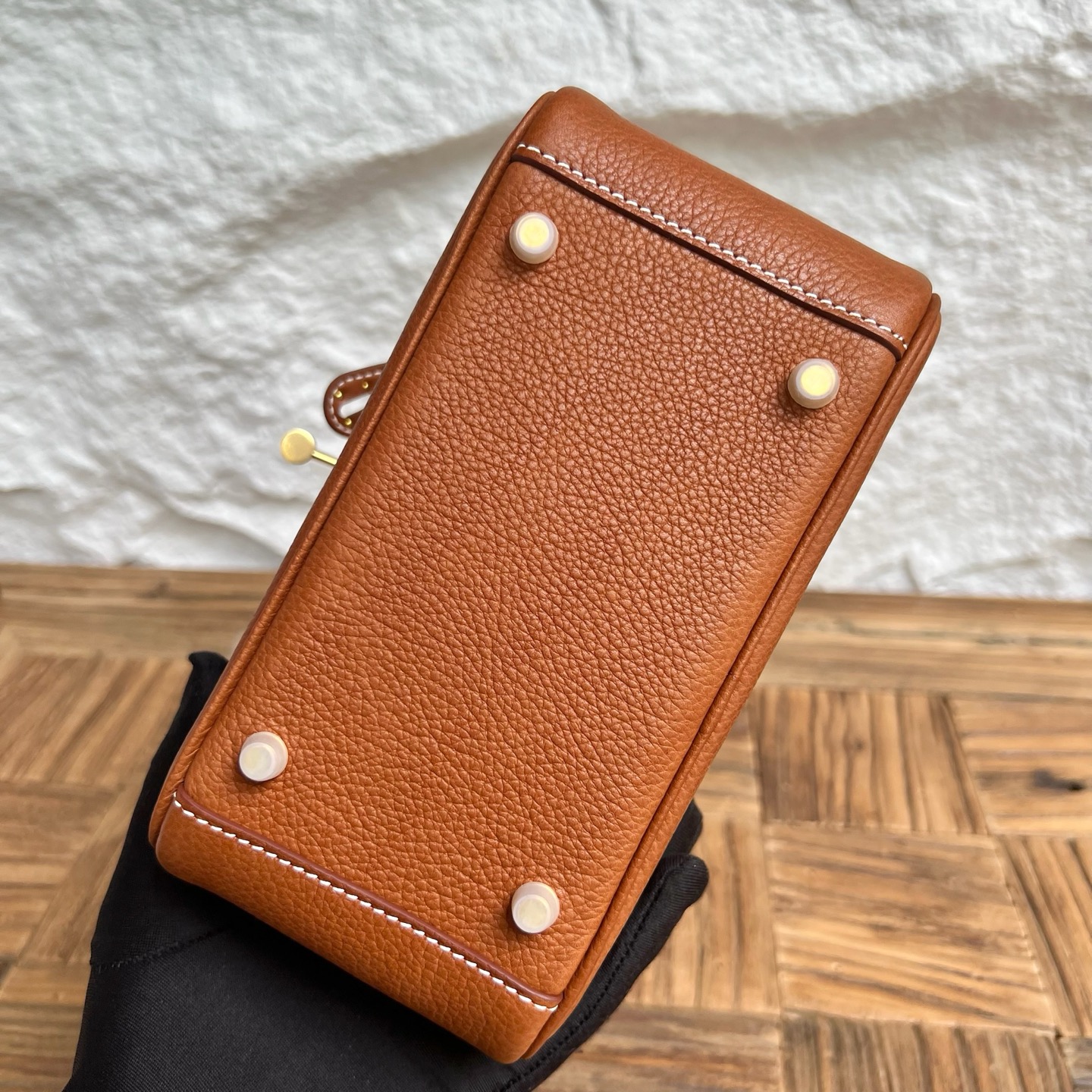 MiniLindy 19cm Barenia original imported grain saddle leather Color: CC34 original color Fauve Fully handmade wax stitching Gold buckle customized✈️ - Image 9