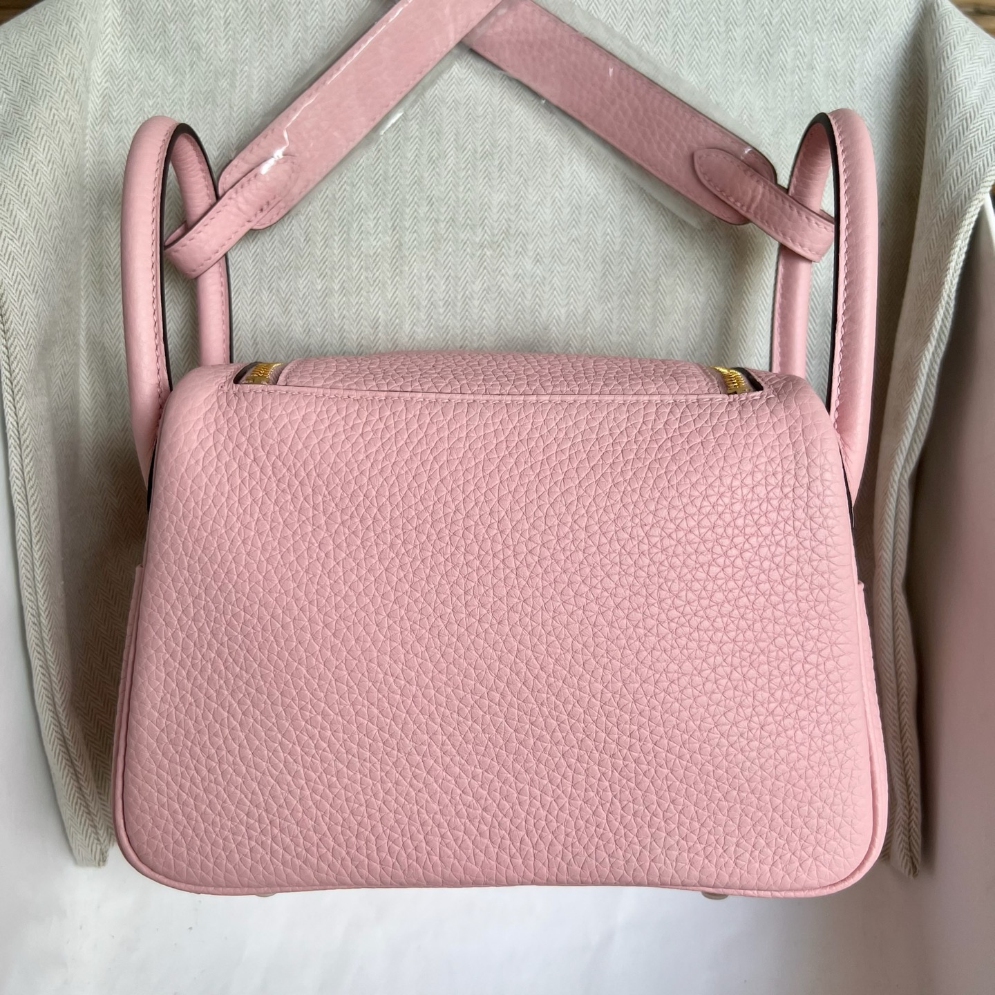 MiniLindy 19cm Clemence original imported tc large cowhide leather Color: 3Q new pink Fully handmade wax stitching Gold buckle customized✈️ - Image 12
