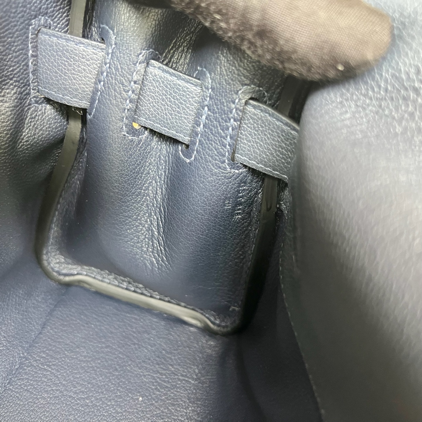 Kelly Messenger bag Evercolor Color: 2Z midnight blue Fully handmade wax stitching Silver buckle customized✈️ - Image 8