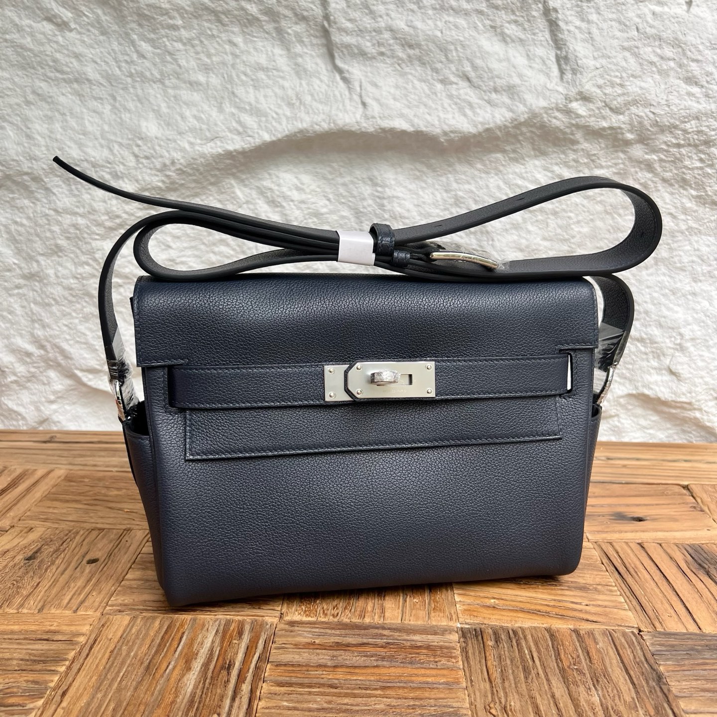 Kelly Messenger bag Evercolor Color: 2Z midnight blue Fully handmade wax stitching Silver buckle customized✈️ - Image 10