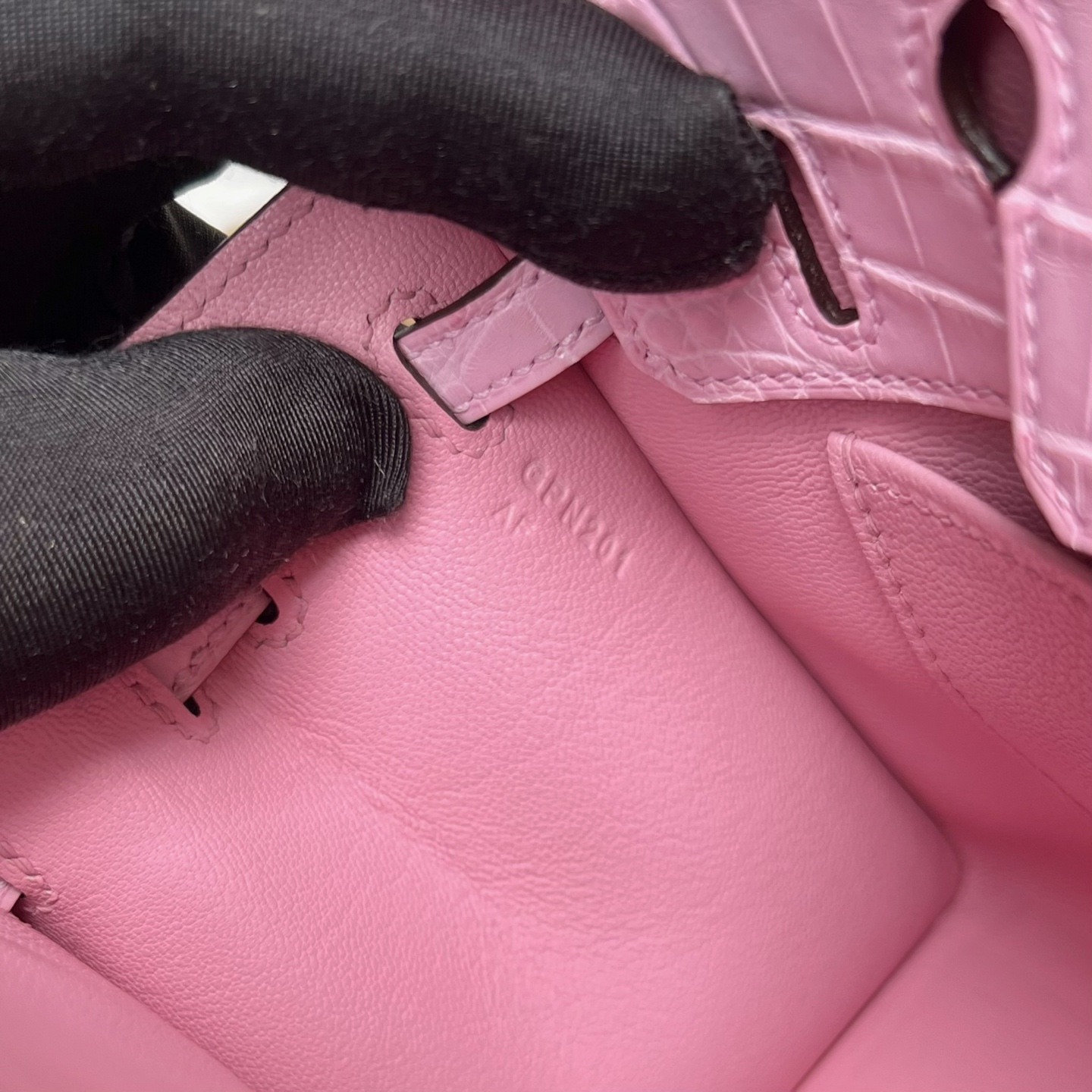 In stock🌟 Birkin 20cm limited edition cherry blossom pink small house🏠 Fully handmade wax stitching Silver buckle Stock - Image 7