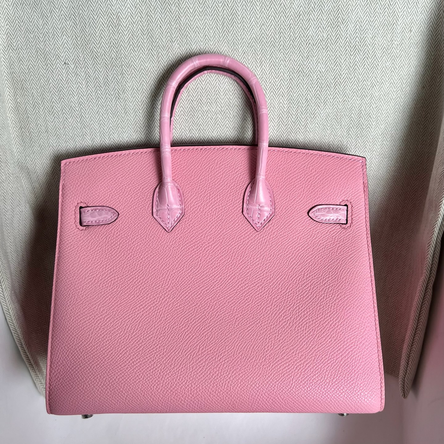 In stock🌟 Birkin 20cm limited edition cherry blossom pink small house🏠 Fully handmade wax stitching Silver buckle Stock - Image 13
