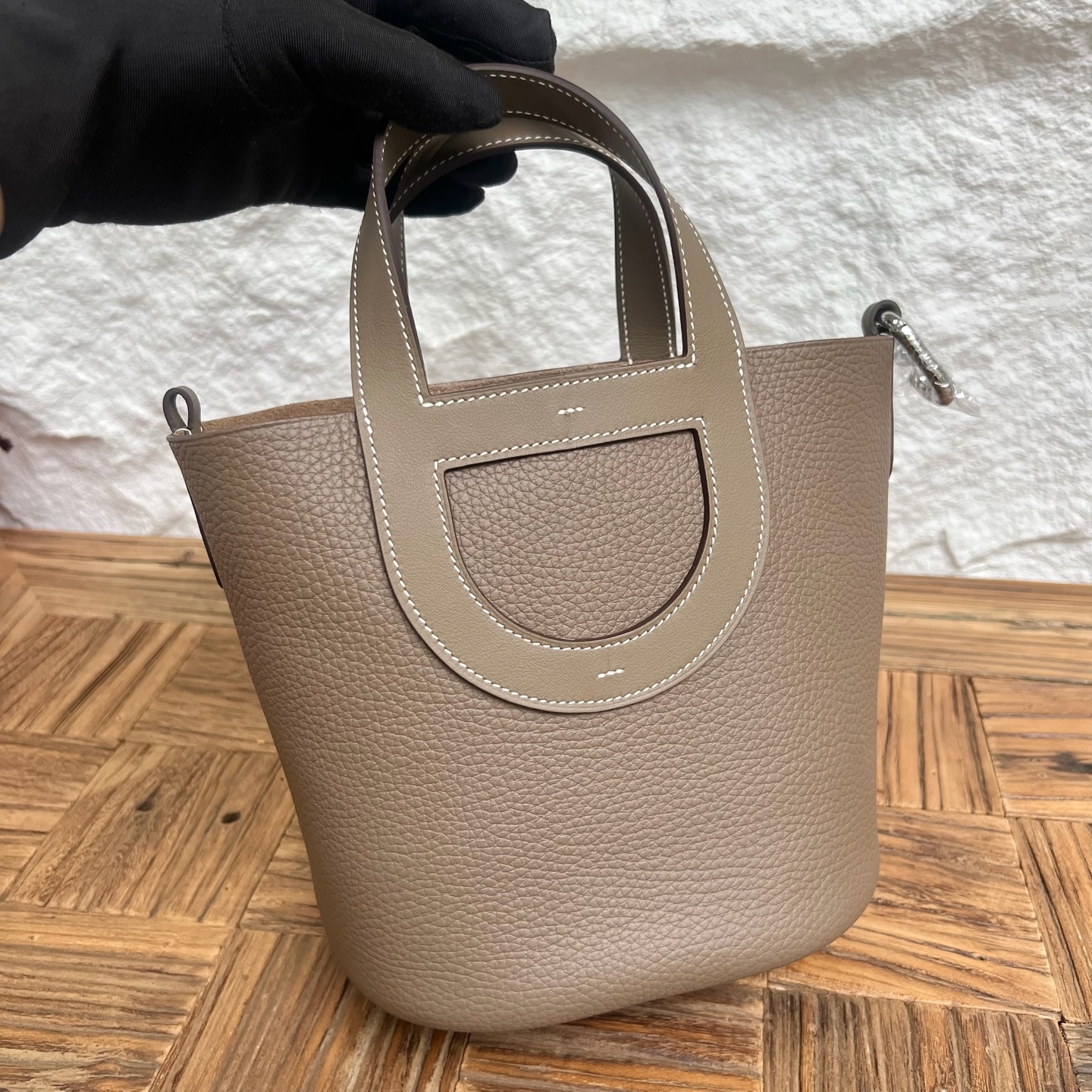 In The Loop Pig Nose Vegetable Basket 18cm Clemence/Swift Color: Ck18 elephant gray, fully handmade wax thread sewing Silver buckle customized✈️ - Image 2