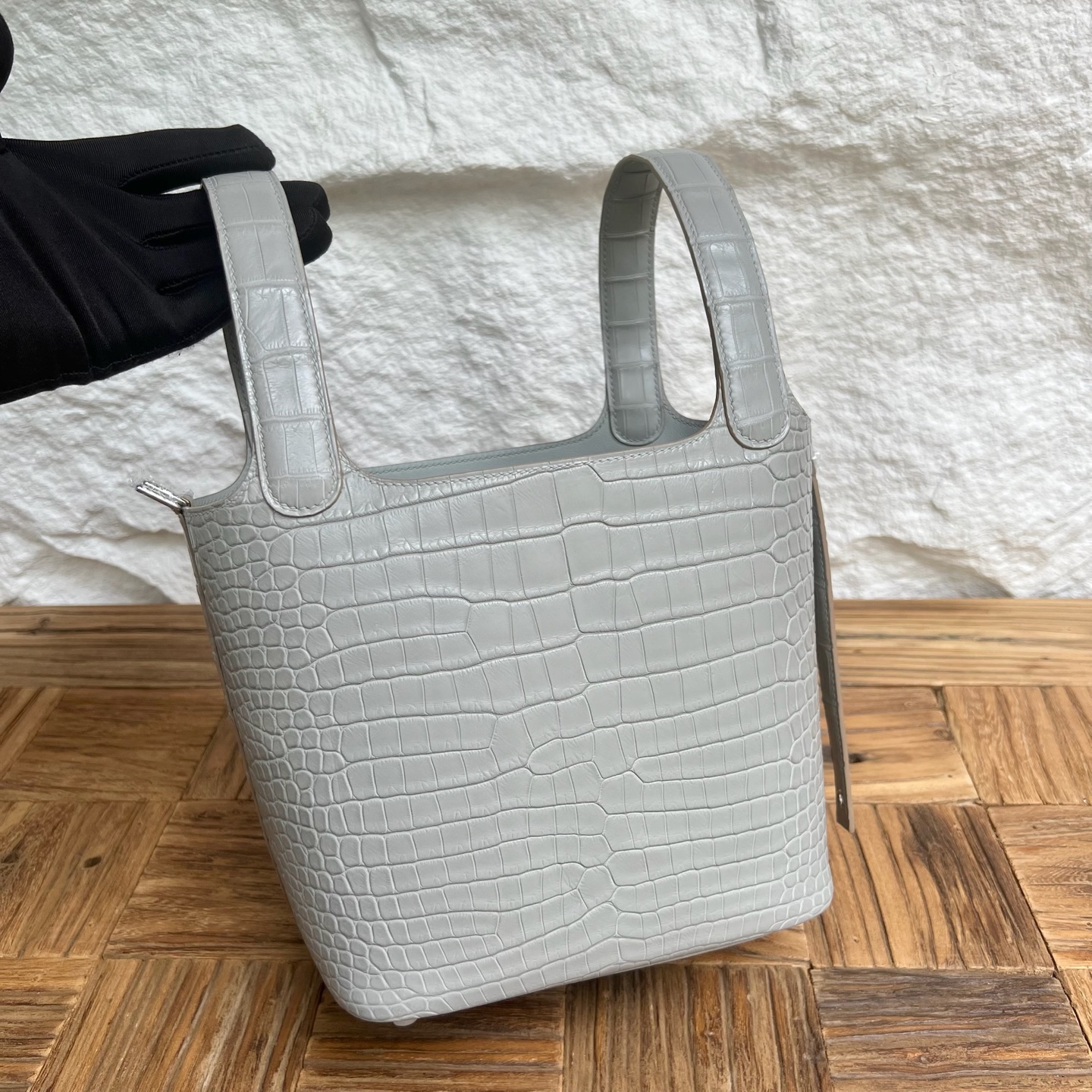 Picotin 18cm matte American alligator Color: Ck80 Pearl Gray Matte Alligator Crocodile Fully handmade wax stitching Silver buckle customized✈️ - Image 2