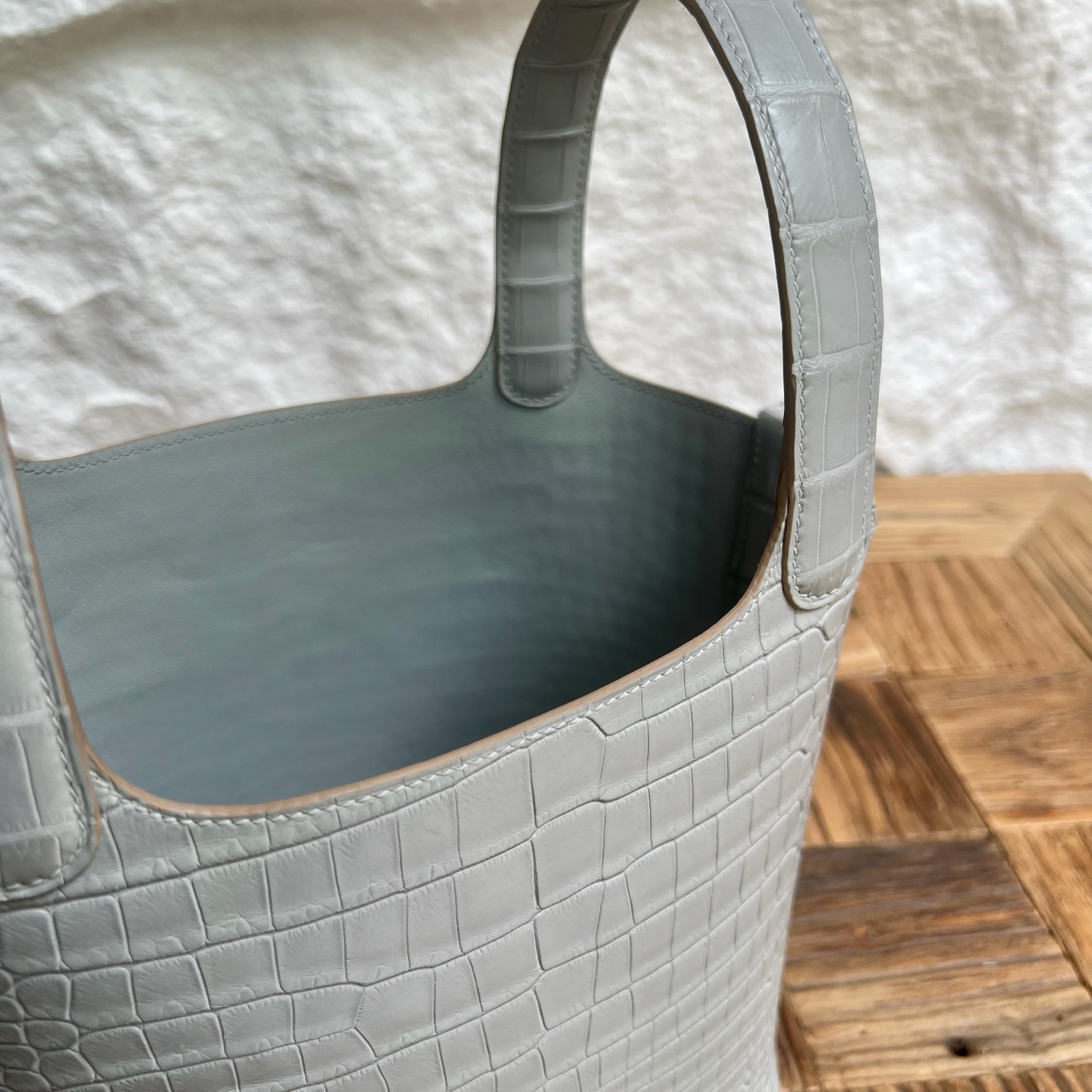 Picotin 18cm matte American alligator Color: Ck80 Pearl Gray Matte Alligator Crocodile Fully handmade wax stitching Silver buckle customized✈️ - Image 8