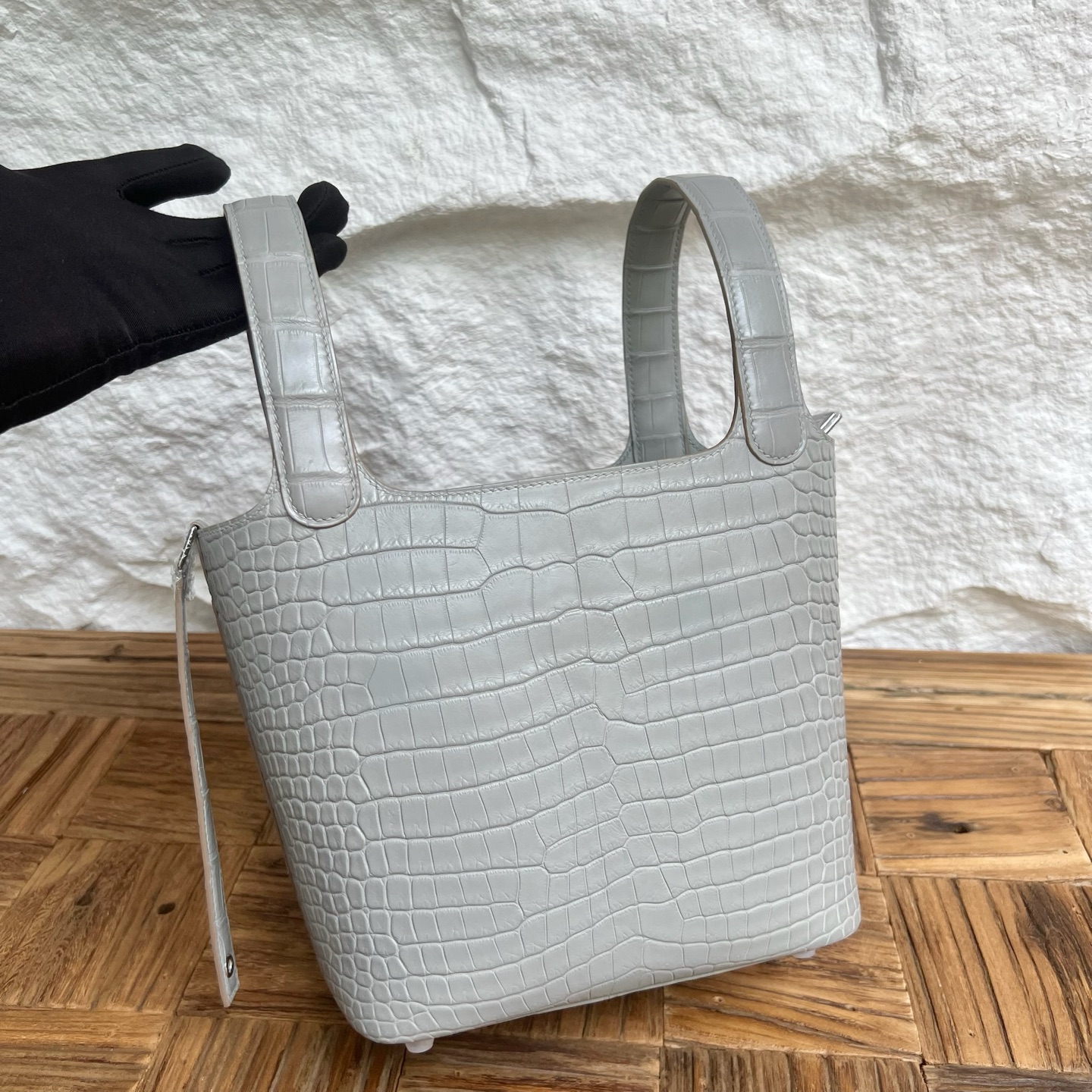 Picotin 18cm matte American alligator Color: Ck80 Pearl Gray Matte Alligator Crocodile Fully handmade wax stitching Silver buckle customized✈️ - Image 9