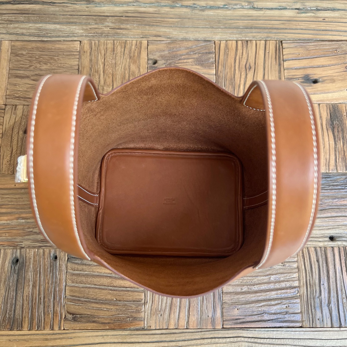 Picotin 18cm Barenia imported plain saddle leather Color: CC34 original color, fully handmade wax thread sewing Gold buckle customized✈️ - Image 5