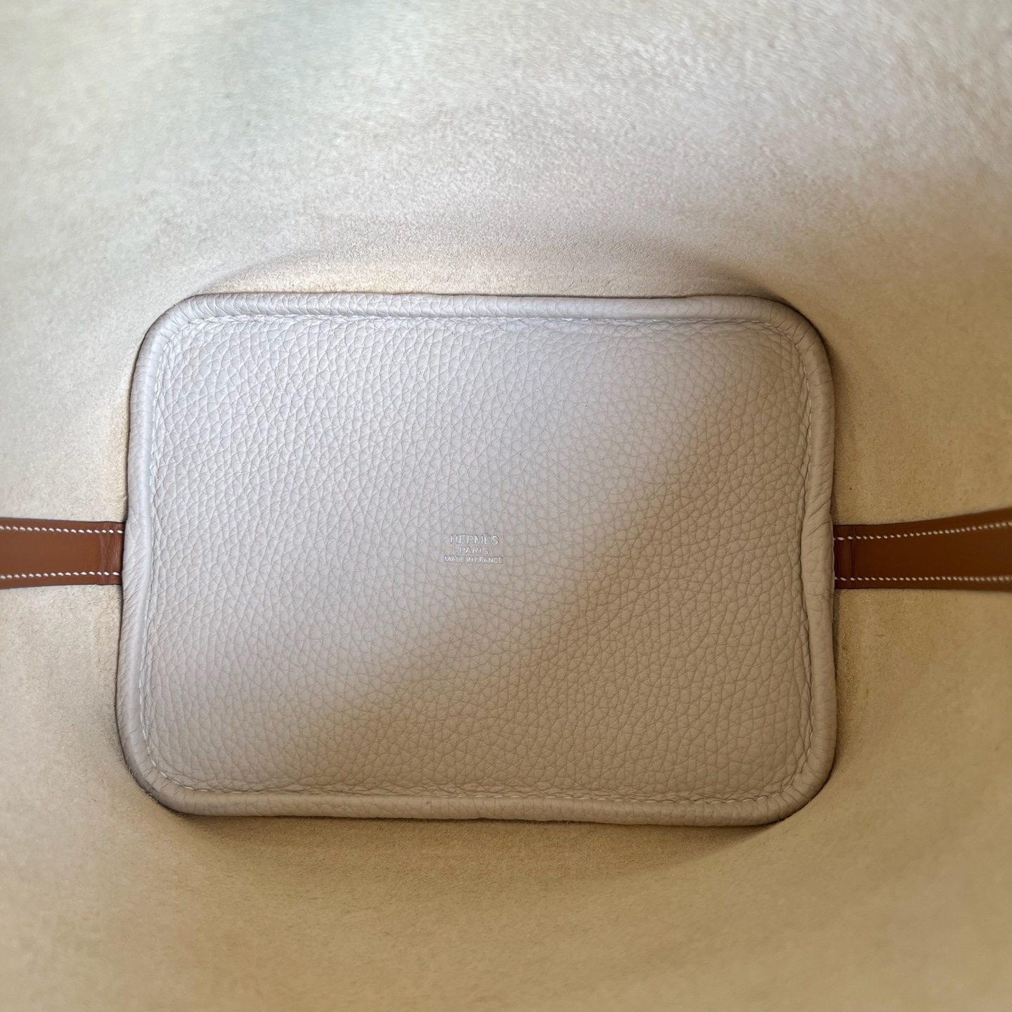 Picotin 18cm Clemence/Swift Color: Ck10 milkshake white/Ck37 golden brown Fully handmade wax stitching Phw customized✈️ - Image 6