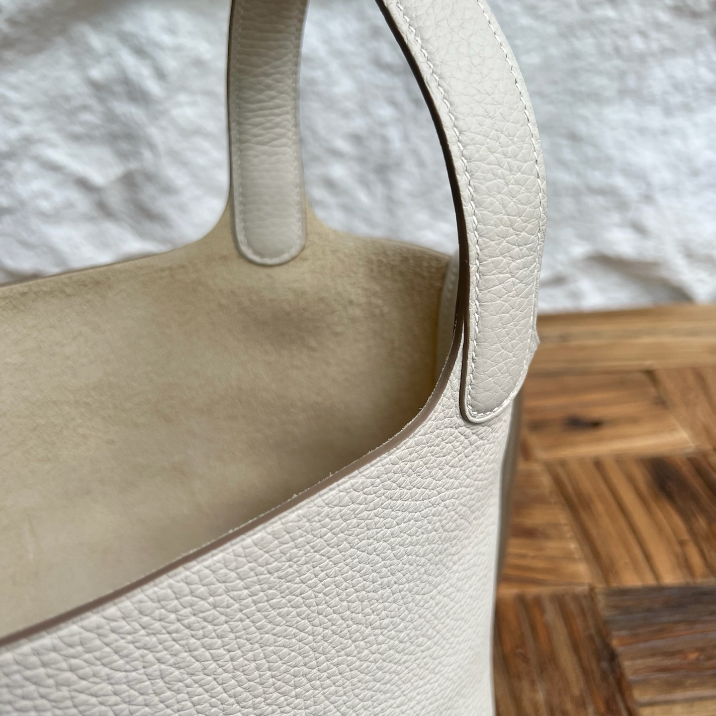 Spot Picotin 18cm Clemence original cow tc leather Color: Ck10 milkshake white, fully handmade wax stitching Gold buckle Stock - Image 6