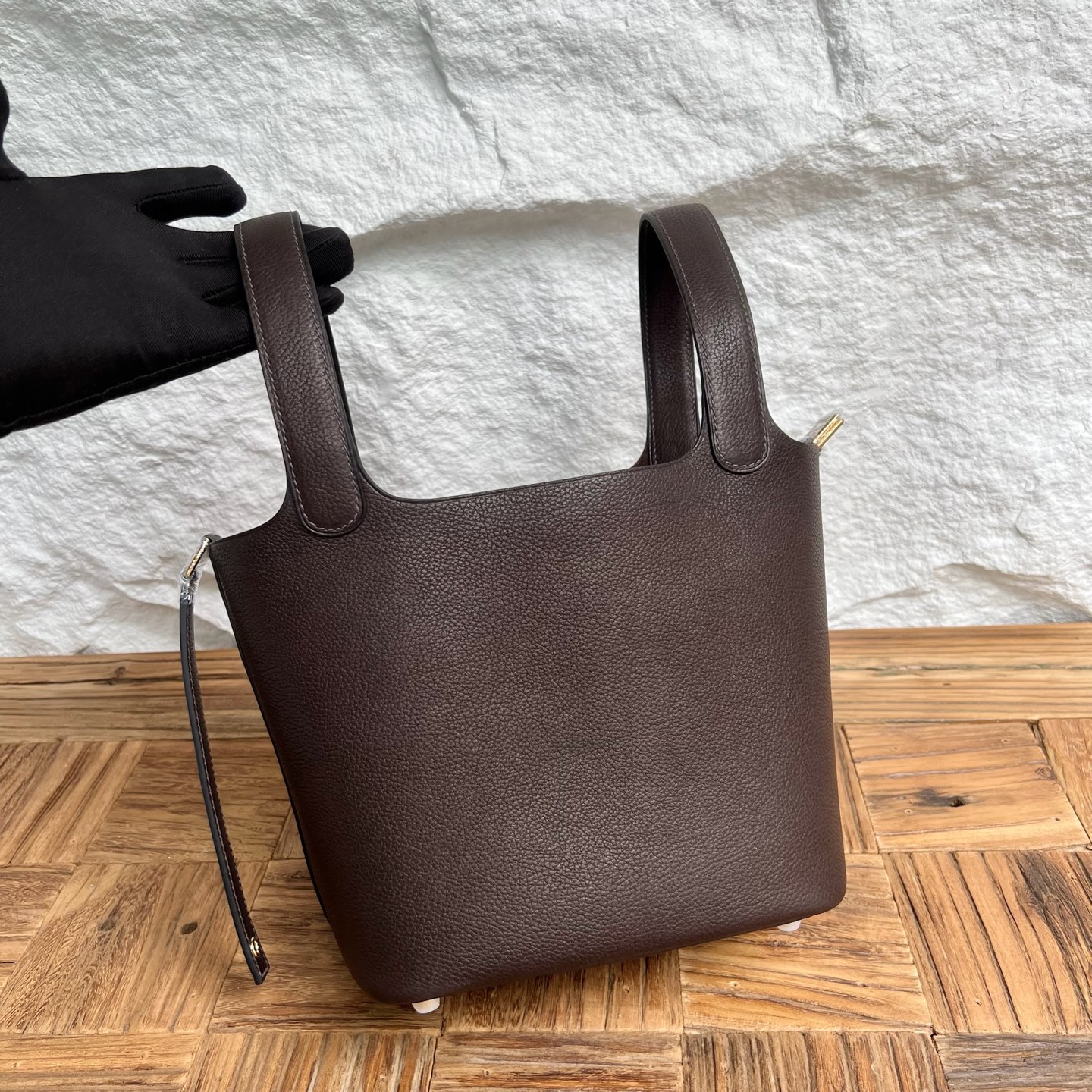 Picotin 18cm Barenia imported grain saddle leather Color: Ck46 ebony color Ebene fully handmade wax stitching Phw customized✈️ - Image 10