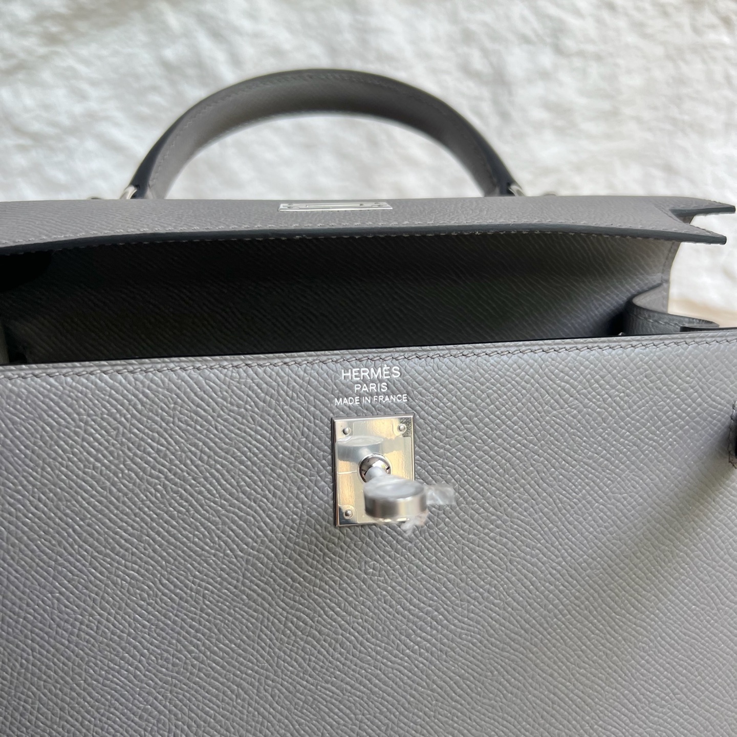 Kelly 25cm Epsom Color: 0L cumulonimbus gray, fully handmade wax stitching Silver buckle customized✈️ - Image 8