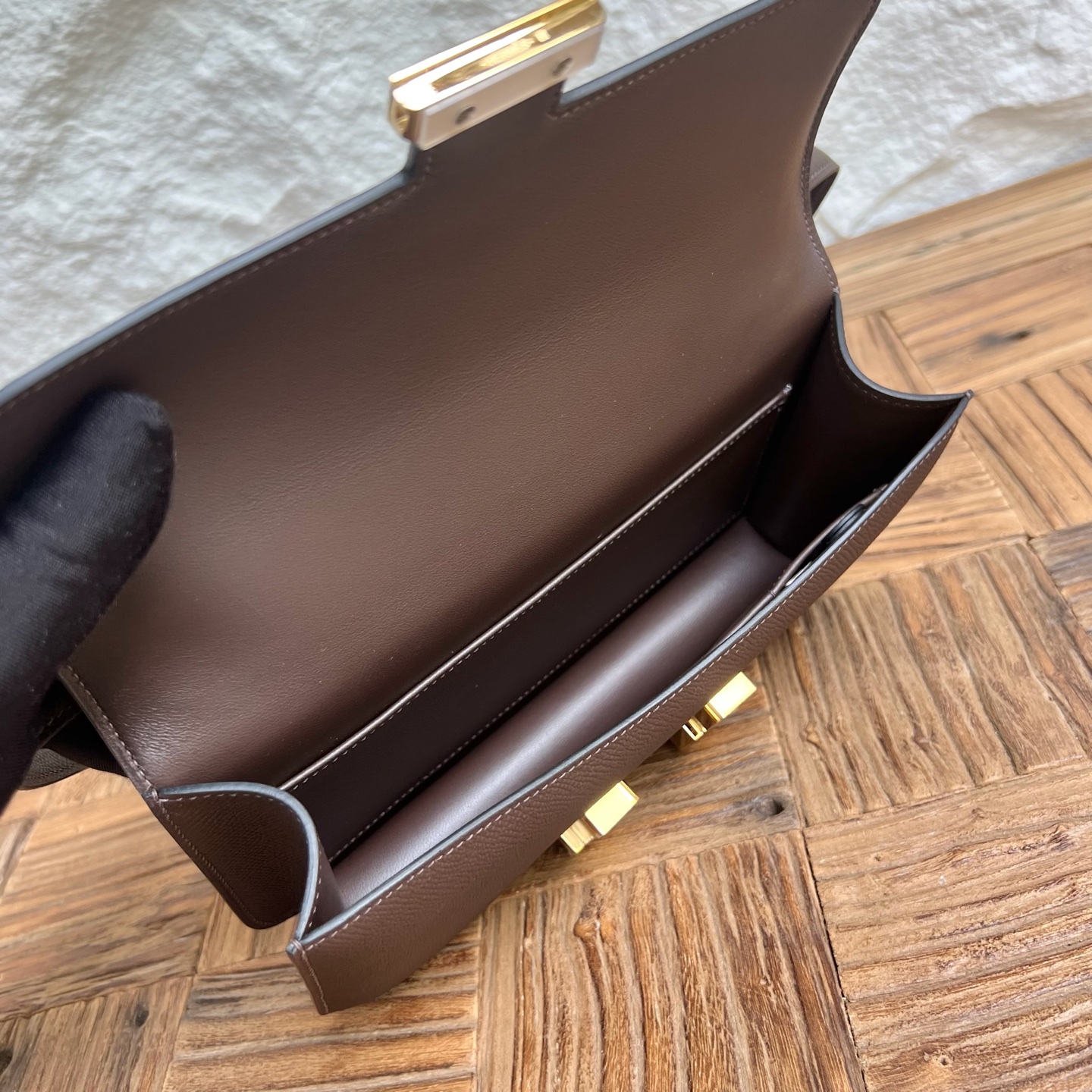 Constance elan 23cm🪞Mirror style Epsom Color: 47 chocolate 🍫 Fully handmade wax thread sewing Gold buckle customized✈️ - Image 6