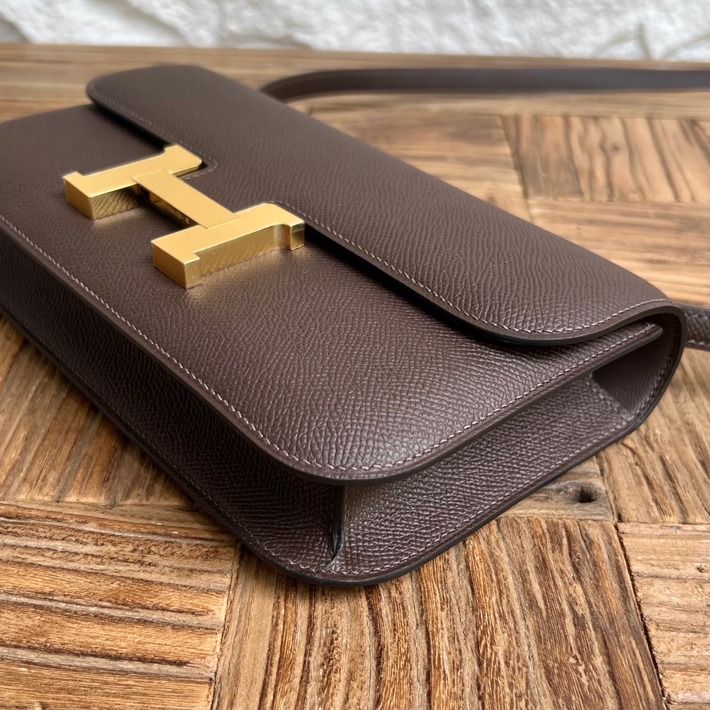 Constance elan 23cm🪞Mirror style Epsom Color: 47 chocolate 🍫 Fully handmade wax thread sewing Gold buckle customized✈️ - Image 9