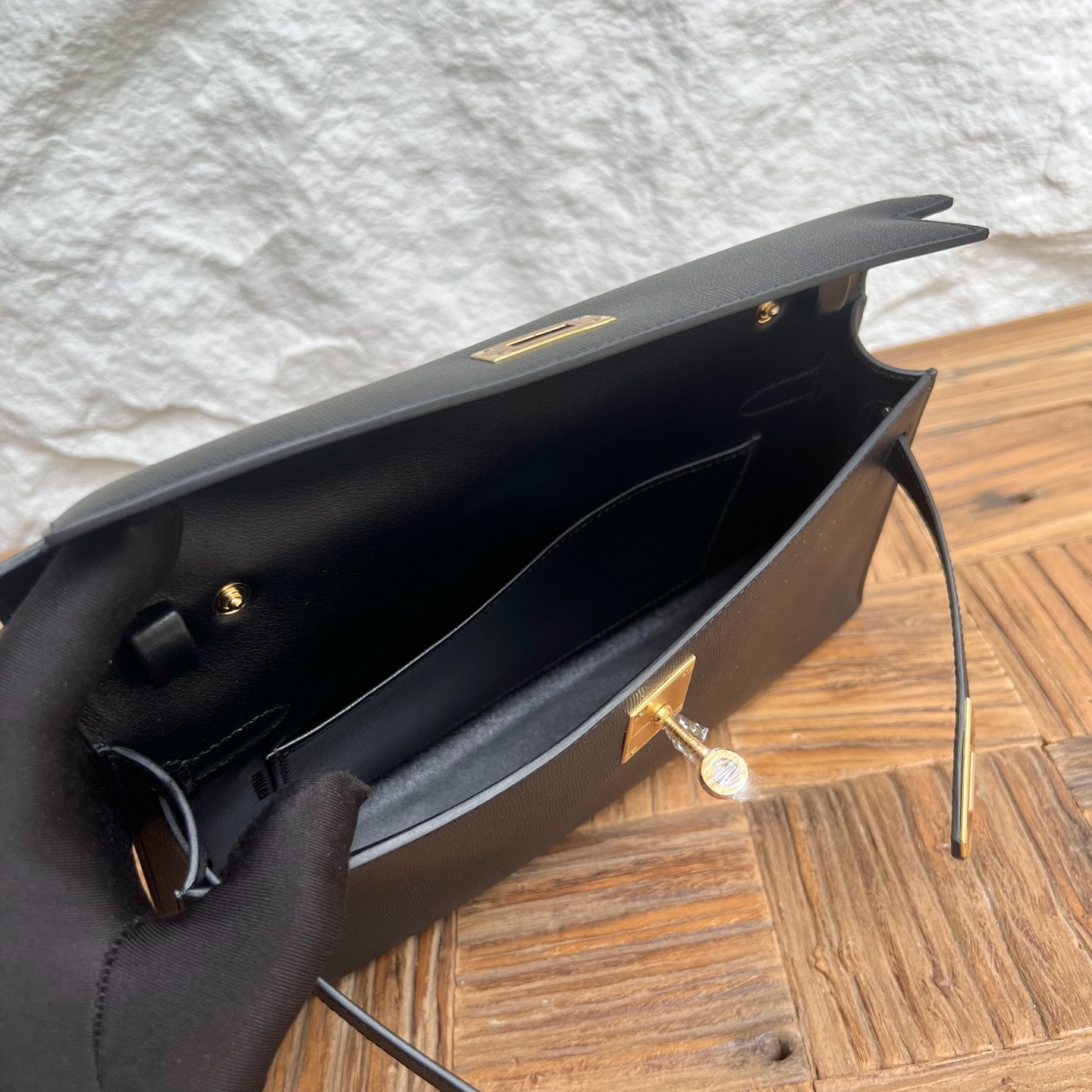Spot Kelly Elan 27cm Madame Color: 89 black Noir Fully handmade wax thread sewing Gold buckle Stock - Image 6