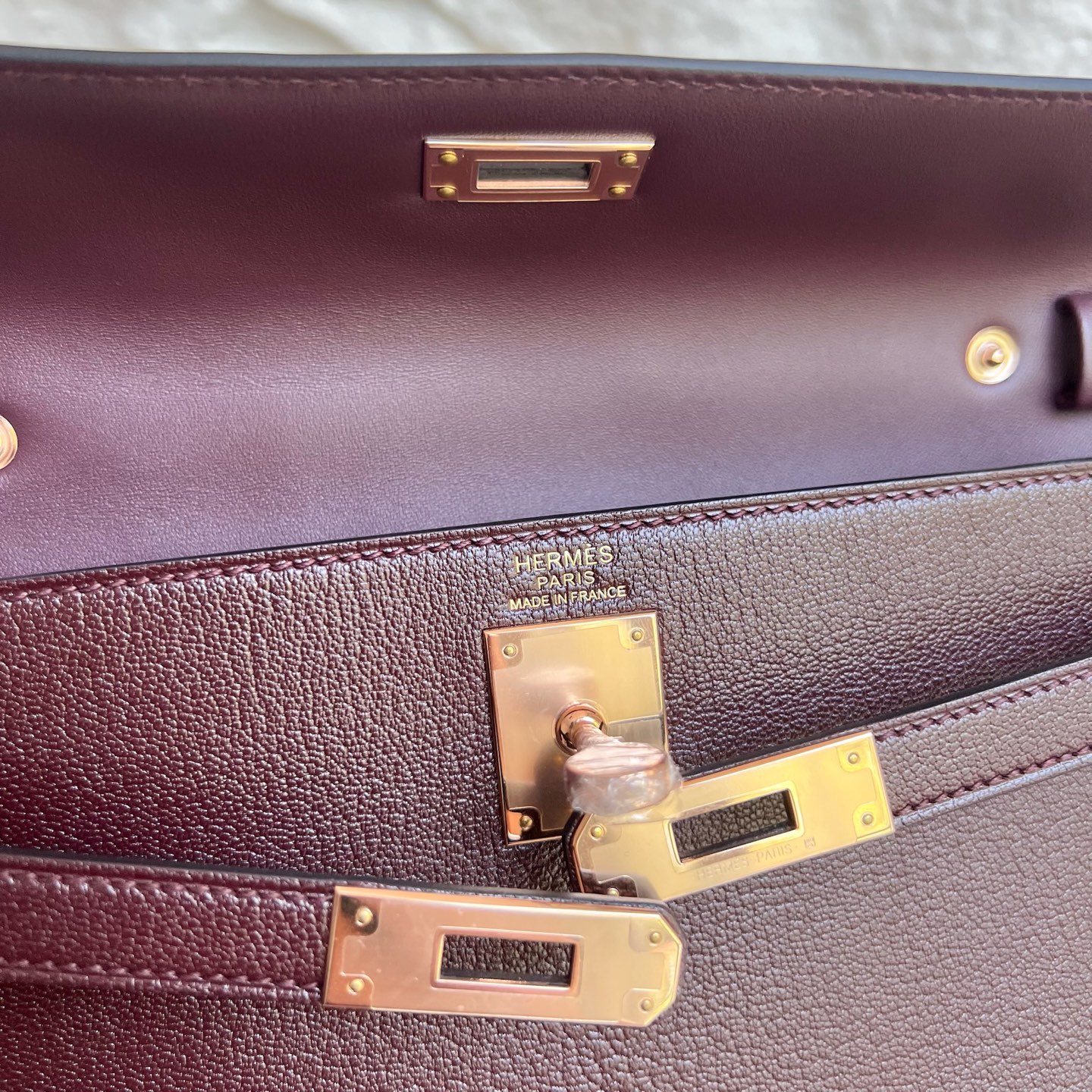 Kelly Elan 27cm Chever Color: 0G saddle red Fully handmade wax thread sewing Rose gold buckle customized✈️ - Image 8
