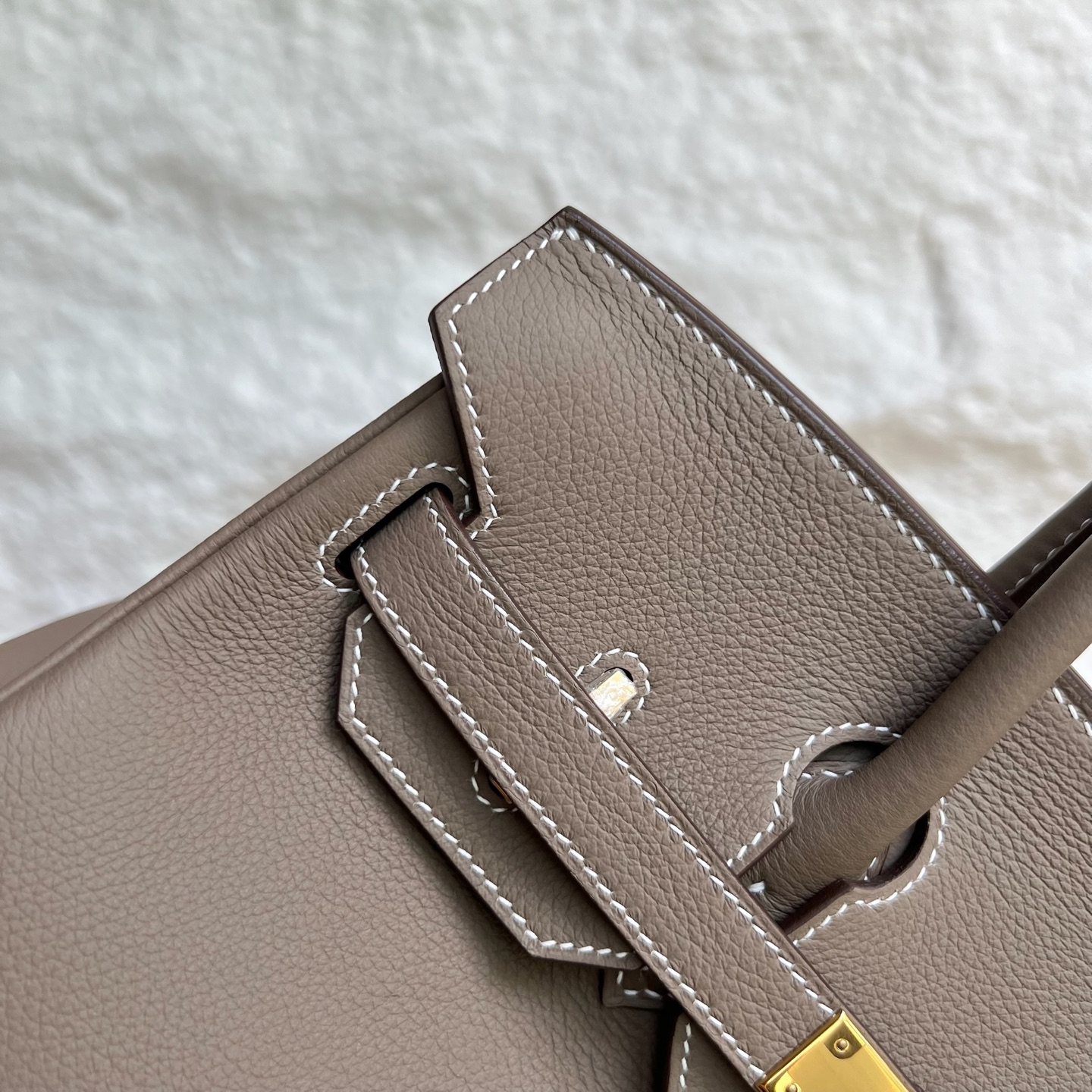 In stock Birkin Shoulder 29 Evercolor Color: 18 Elephant Gray Etoupe Fully handmade wax thread sewing Gold buckle Stock - Image 2