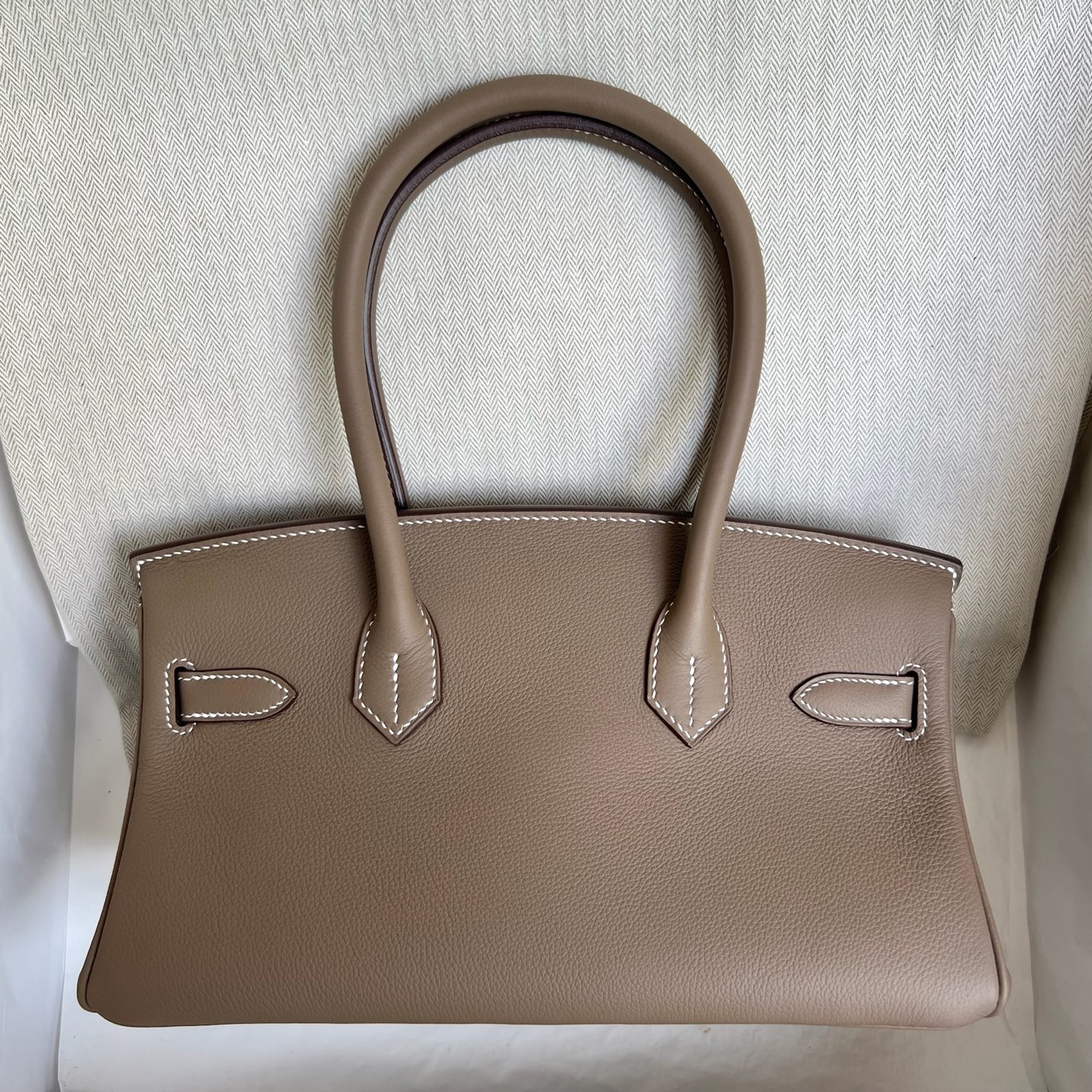 In stock Birkin Shoulder 29 Evercolor Color: 18 Elephant Gray Etoupe Fully handmade wax thread sewing Gold buckle Stock - Image 13