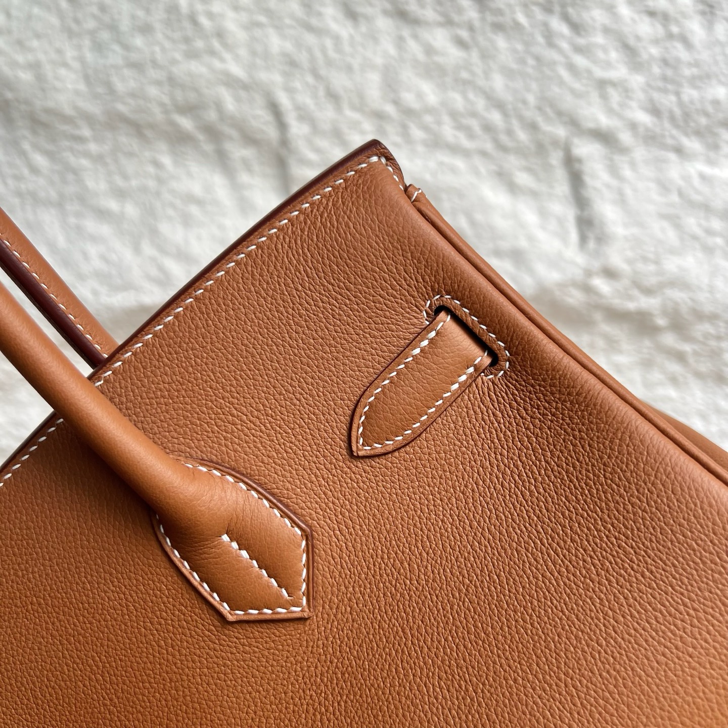 In stock Birkin Shoulder 29 Evercolor Color: 37 golden brown Gold Fully handmade wax thread sewing Gold buckle Stock - Image 5
