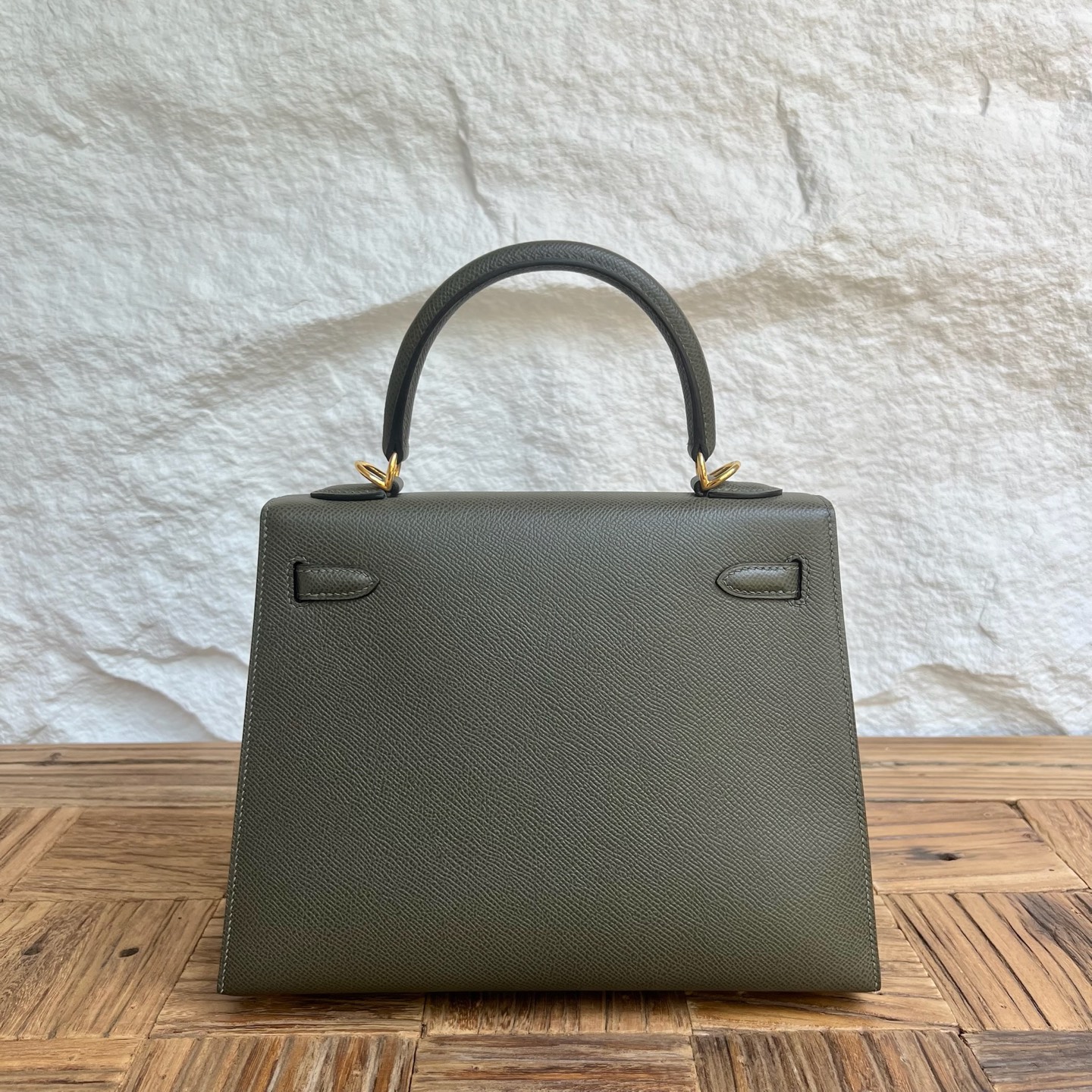 Spot Kelly 25cm Epsom Color: 6H olive green Fully handmade wax stitching Gold buckle Stock - Image 4