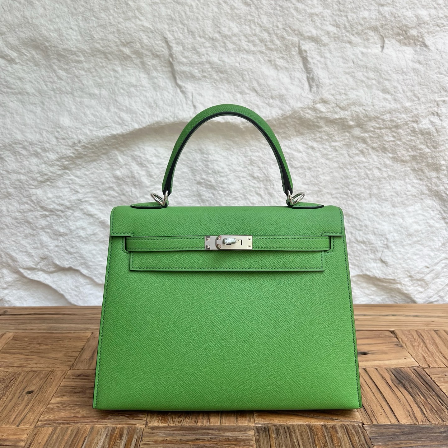 Spot Kelly 25cm Epsom Color: A8 silk blue-green Fully handmade wax stitching Silver buckle Stock