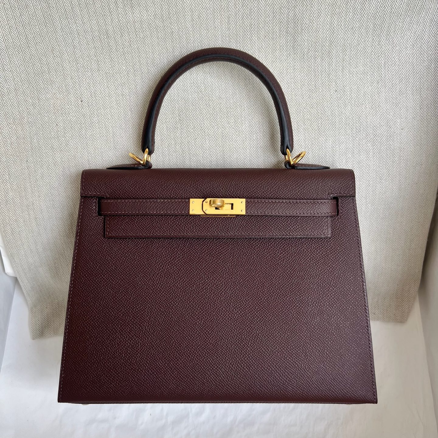 Kelly 25cm Epsom Color: 0G saddle red Fully handmade wax stitching Gold buckle customized✈️ - Image 12