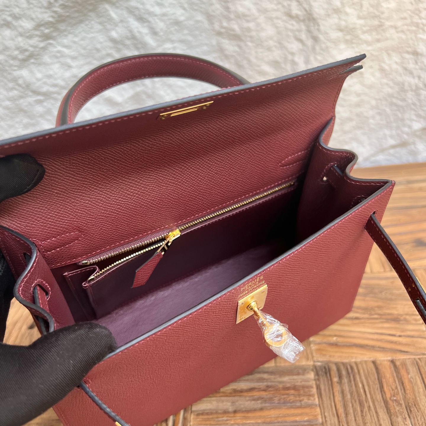 Kelly 25cm Epsom Color: 55 Hermès Red Fully handmade wax stitching Gold buckle customized✈️ - Image 6
