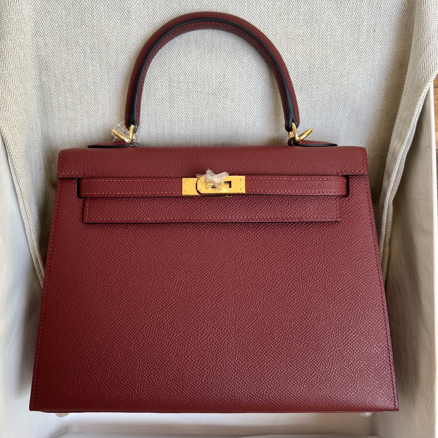 Kelly 25cm Epsom Color: 55 Hermès Red Fully handmade wax stitching Gold buckle customized✈️ - Image 12