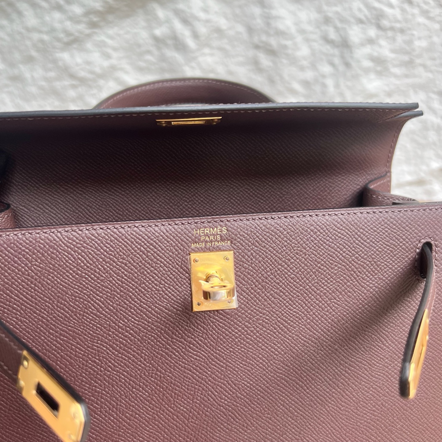 Kelly 25cm Epsom Color: 0G saddle red Fully handmade wax stitching Gold buckle customized✈️ - Image 8