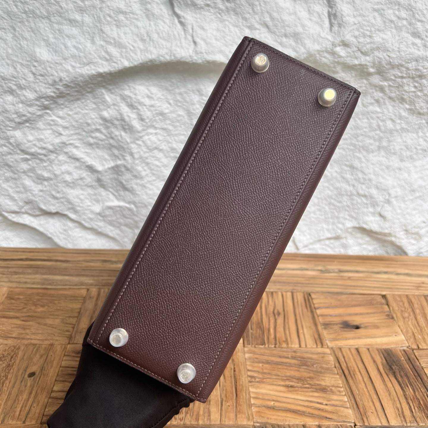 Kelly 25cm Epsom Color: 0G saddle red Fully handmade wax stitching Gold buckle customized✈️ - Image 9