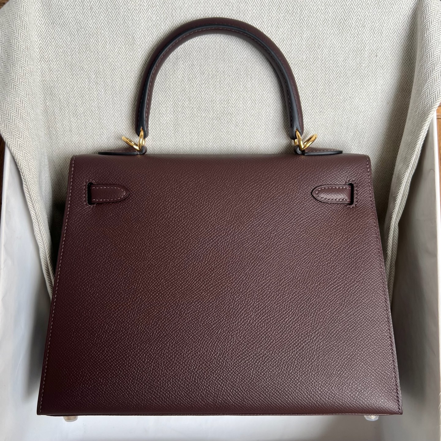 Kelly 25cm Epsom Color: 0G saddle red Fully handmade wax stitching Gold buckle customized✈️ - Image 13