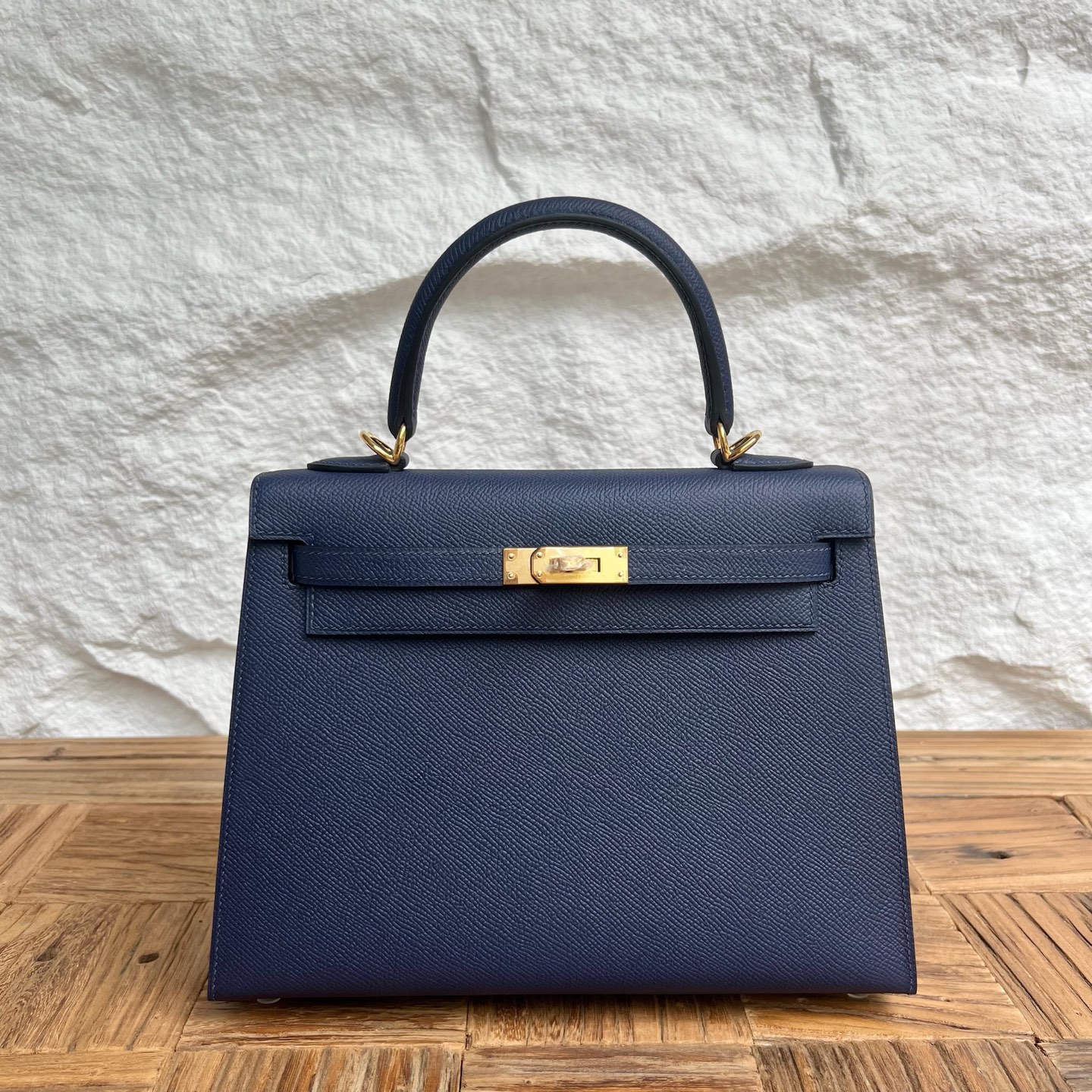 Kelly 25cm Epsom Color: 73 sapphire blue Fully handmade wax stitching Gold buckle customized✈️