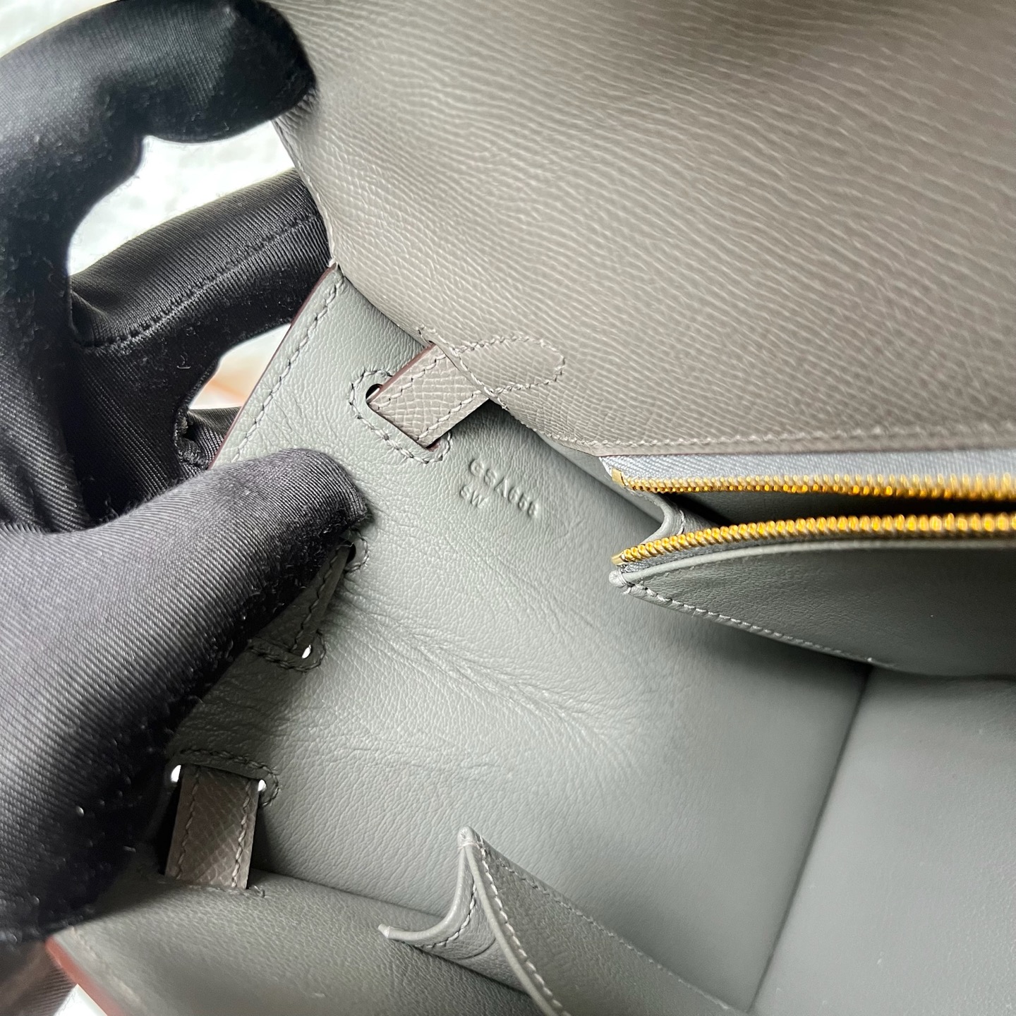 Kelly 25cm Epsom Color: 8F pewter gray Etain Fully handmade wax stitching Gold buckle customized✈️ - Image 8