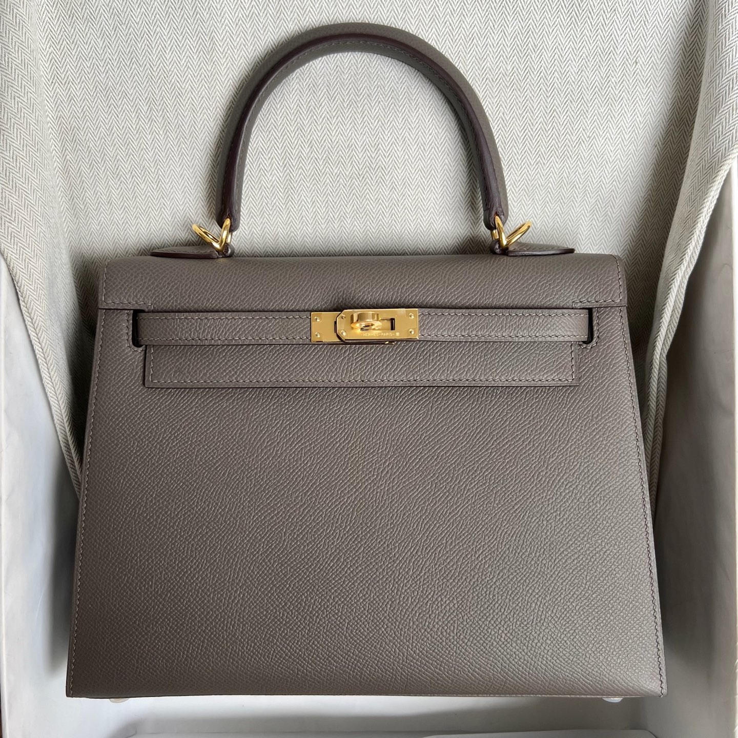 Kelly 25cm Epsom Color: 8F pewter gray Etain Fully handmade wax stitching Gold buckle customized✈️ - Image 12