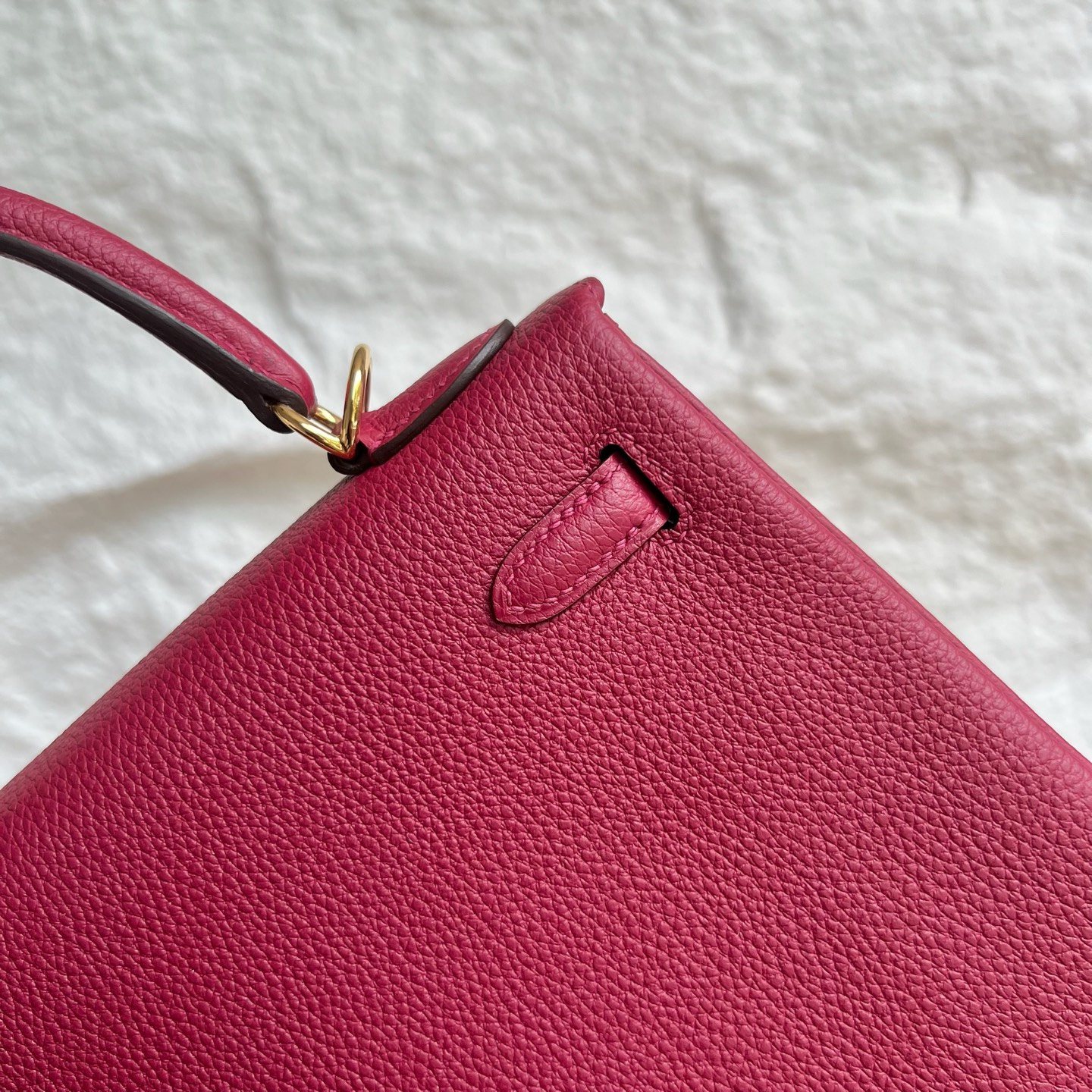 Kelly 25cm Togo original calfskin imported from Germany Color: K1 pomegranate red Fully handmade wax stitching Gold buckle customized✈️ - Image 5