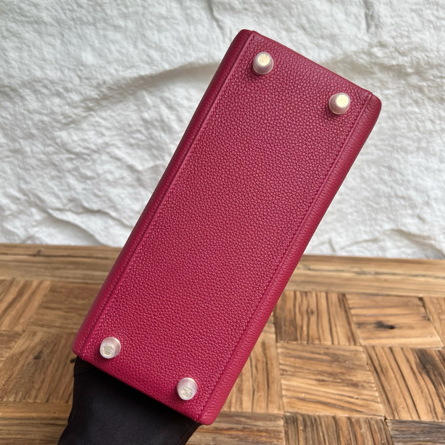 Kelly 25cm Togo original calfskin imported from Germany Color: K1 pomegranate red Fully handmade wax stitching Gold buckle customized✈️ - Image 9