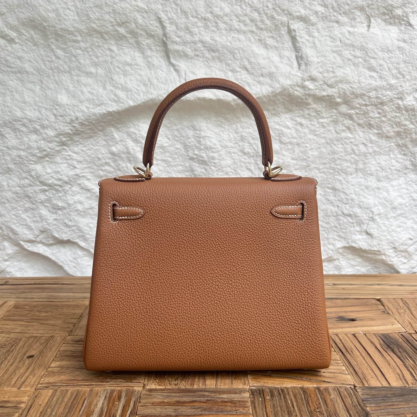 Kelly 25cm Togo original calfskin imported from Germany Color: 37 golden brown Fully handmade wax stitching Light gold buckle customized✈️ - Image 4